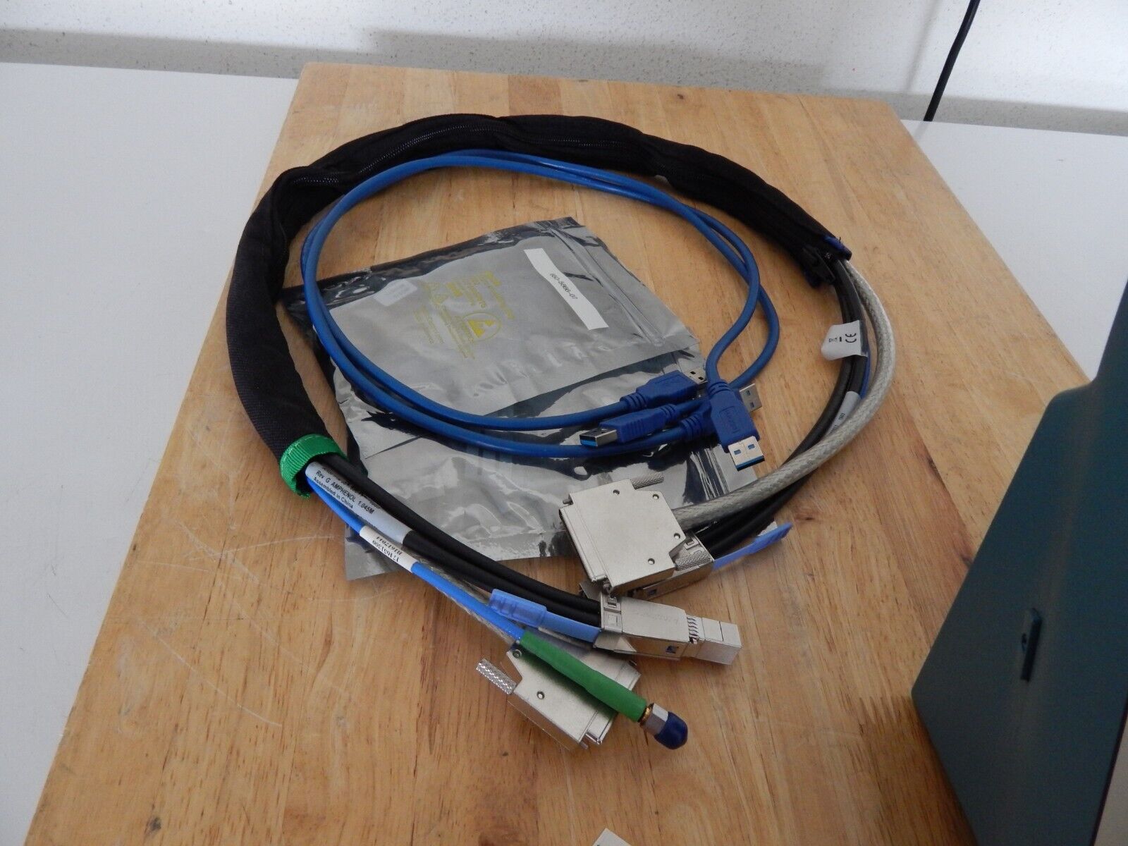 Tektronix DPO73304SX 33GHz, 100GS/s Tektronix NIST cal. w/data, 30 day wrnty