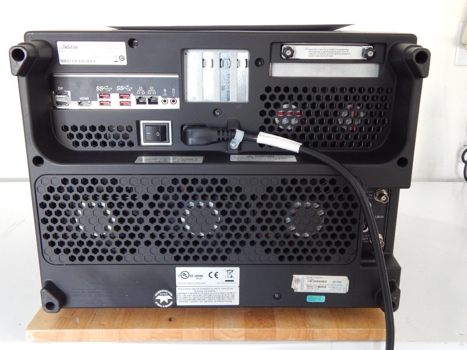 LeCroy SDA830Zi-A oscilloscope w/mfg cal & data 2/23 option loaded, WIN 10