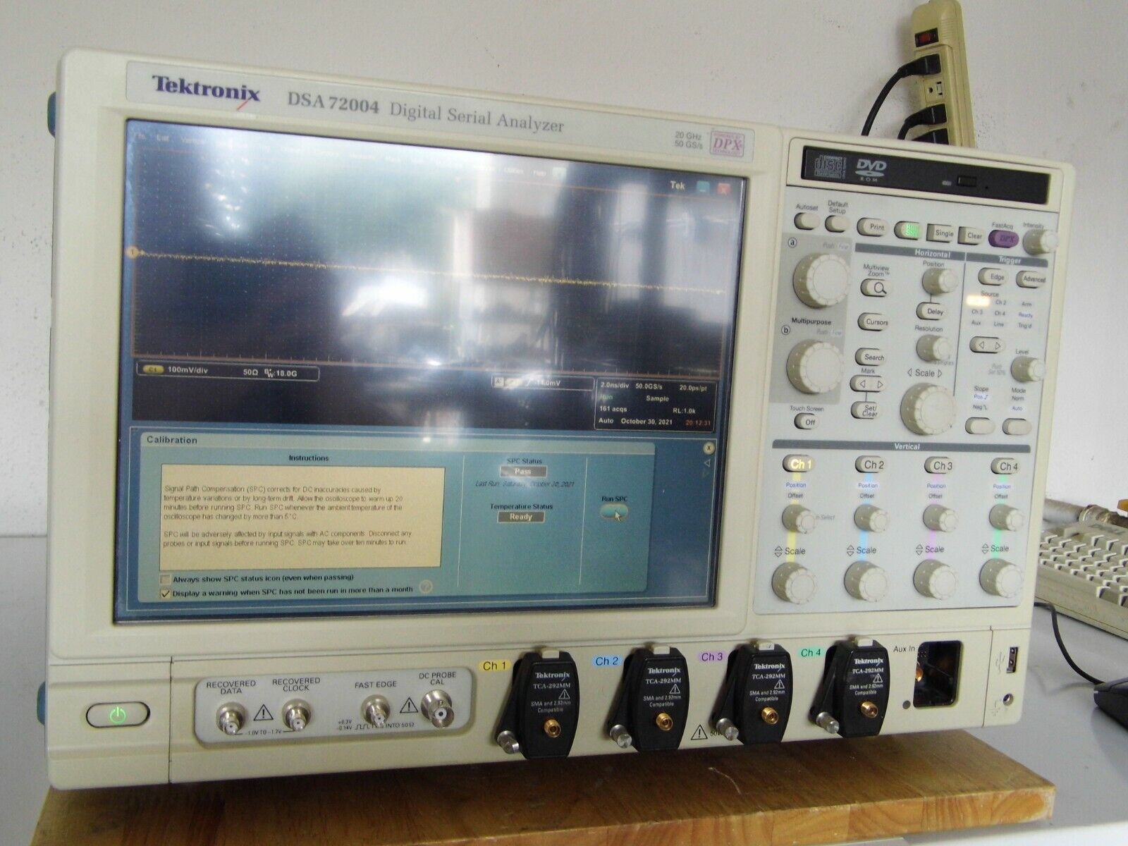 Tektronix DSA72004 Oscilloscope  5XL MTH ST ASM RTE PCE PTD DJA ISO17025