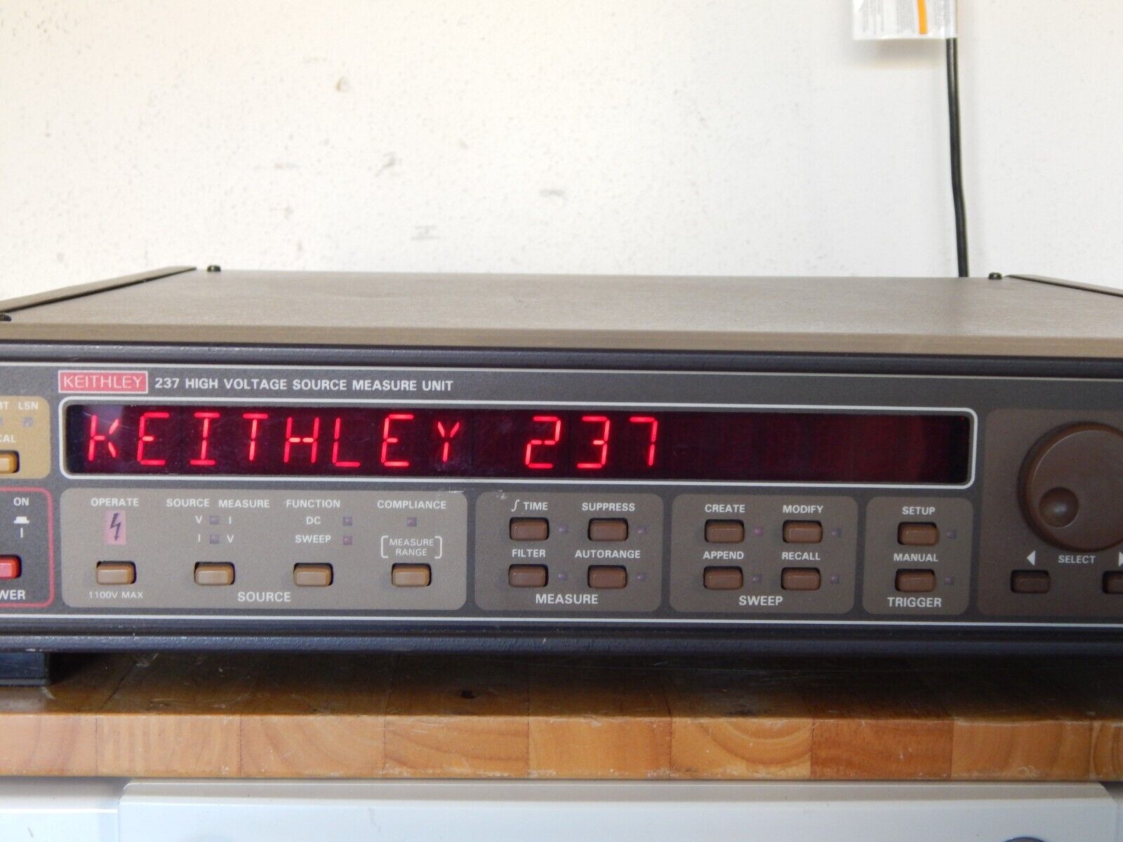 Keithley 237 High Voltage source measure unit, GPIB, Tested, 8 In Stock