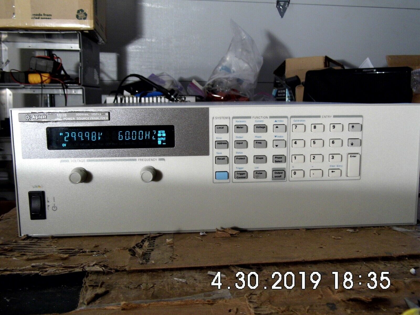 Agilent  HP 6813B opt. 020  AC Power Source/Analyzer,1750VA,300V,13A
