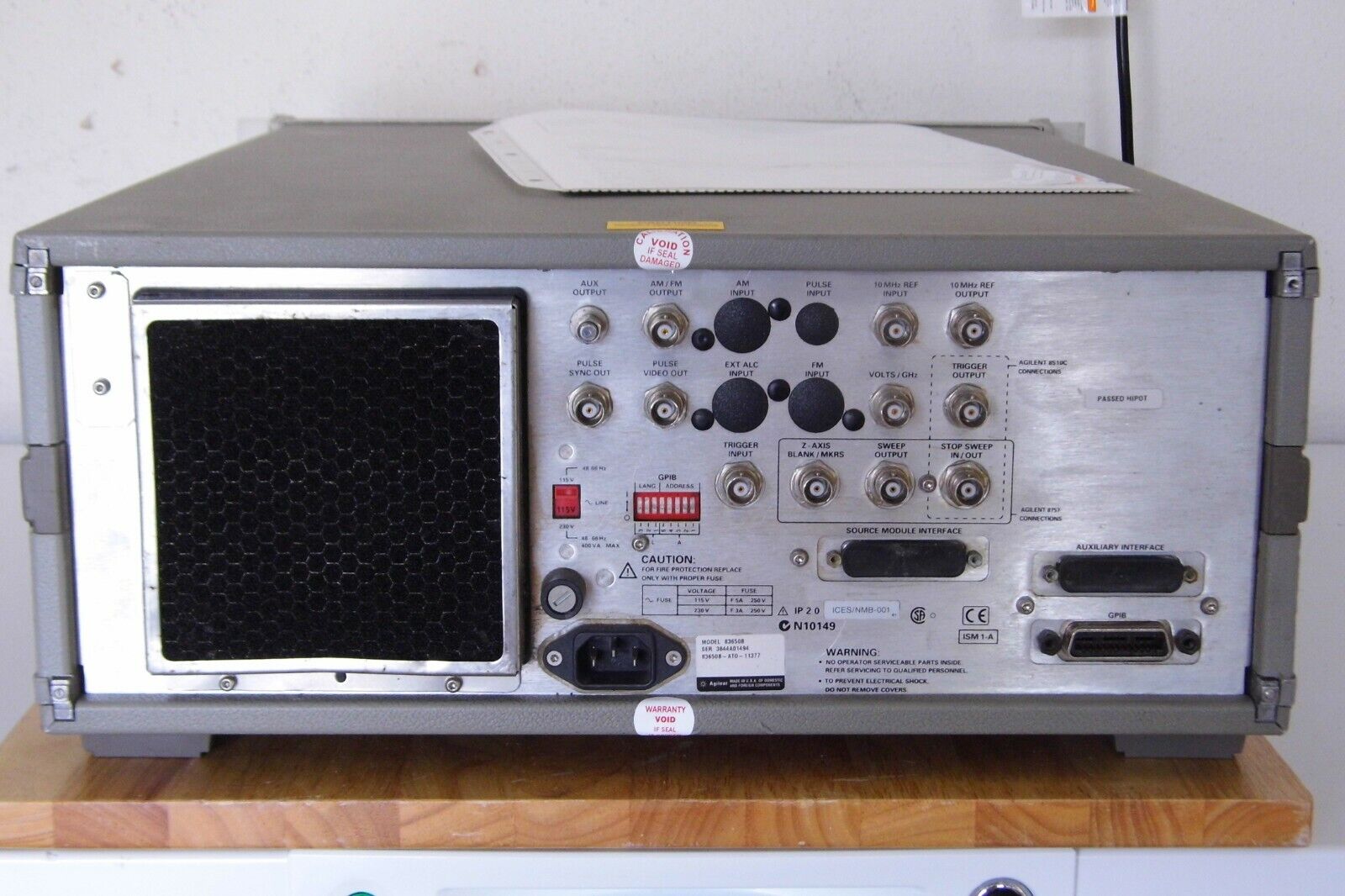 Agilent HP 83650B 001/002/006/008/ cal & data, 10Mhz-50Ghz synth.sweep generator