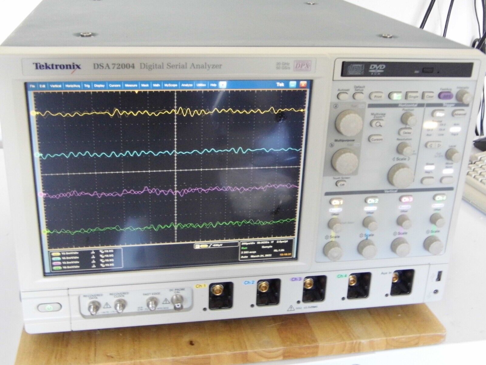 Tektronix DSA72004 Oscilloscope  5XL,MTH,PTH1,ASM,RTE,PCE,SAS,FBD,JA3,TDSPTD,DJA