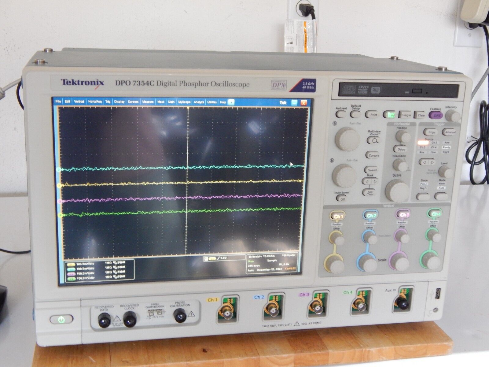 Tektronix DPO7354C 4 Channel 3.5GHz Phosphor Oscilloscope