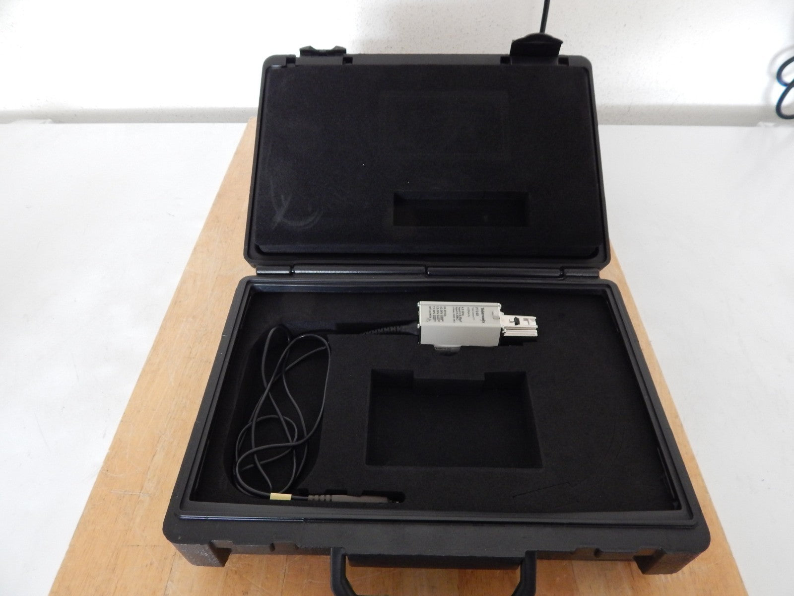 Tektronix P7240, Typical probe, 4GHz, guaranteed working