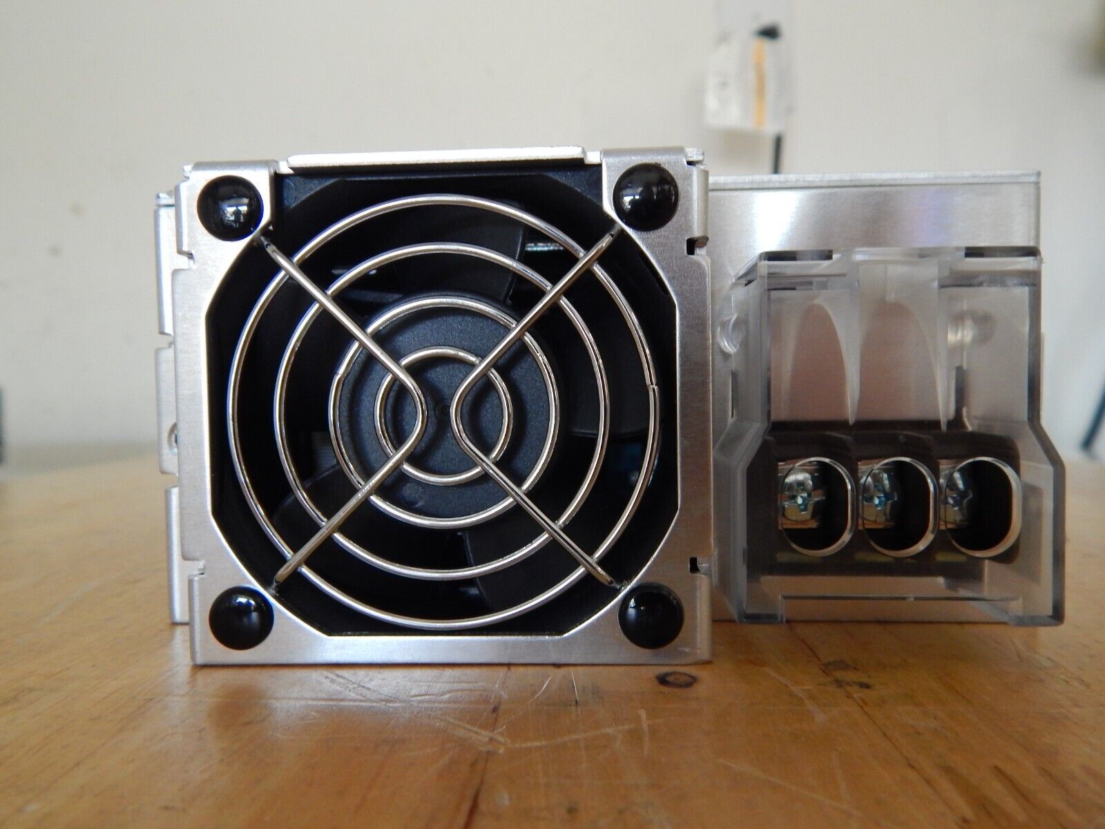 TDK-LAMBDA Vega-Lite 550 V5028GV Power Supply, NEW, 2 in stock, USA