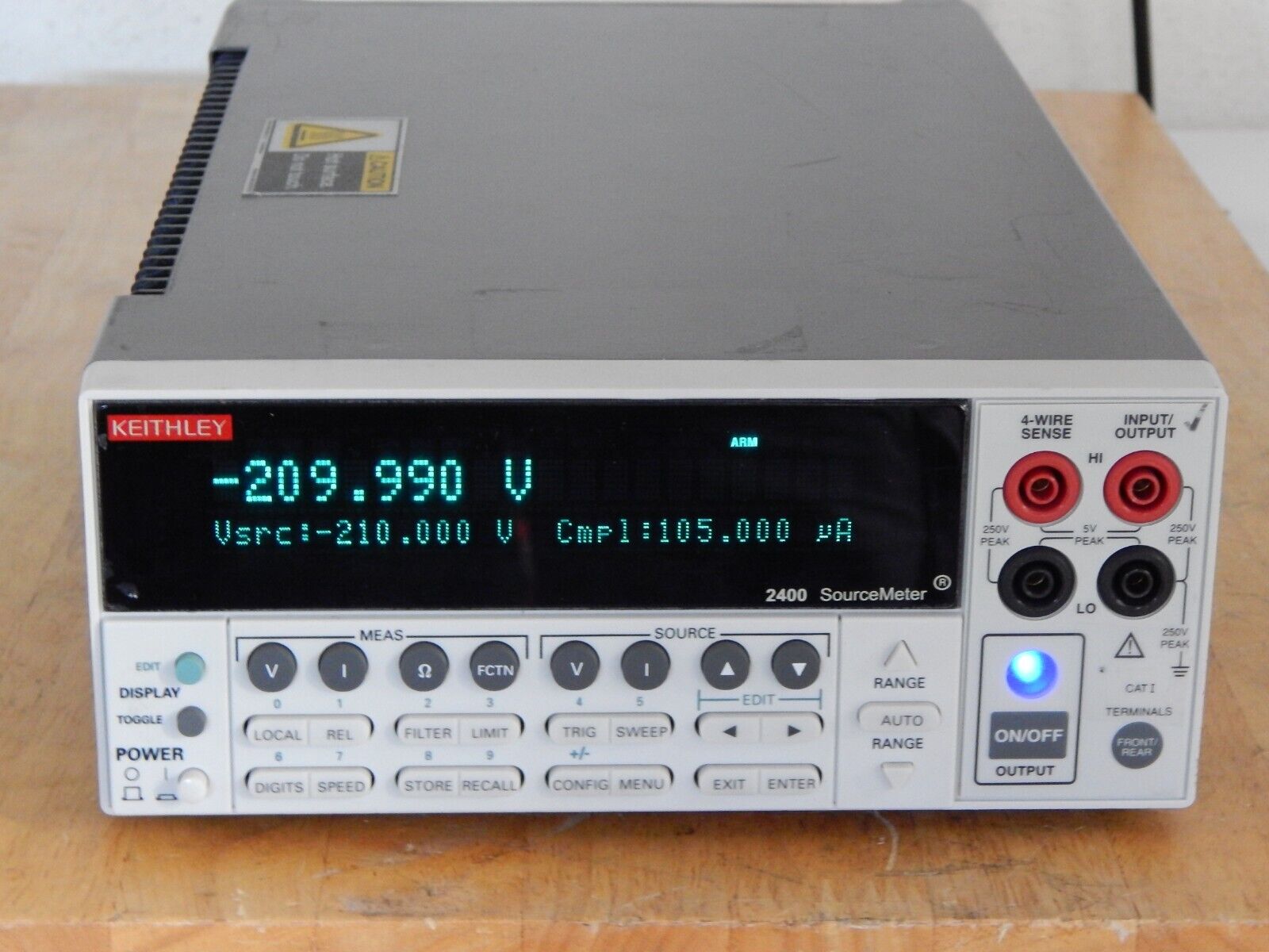Keithley 2400 SourceMeter, 200Vdc 1A 20W , Rev C34