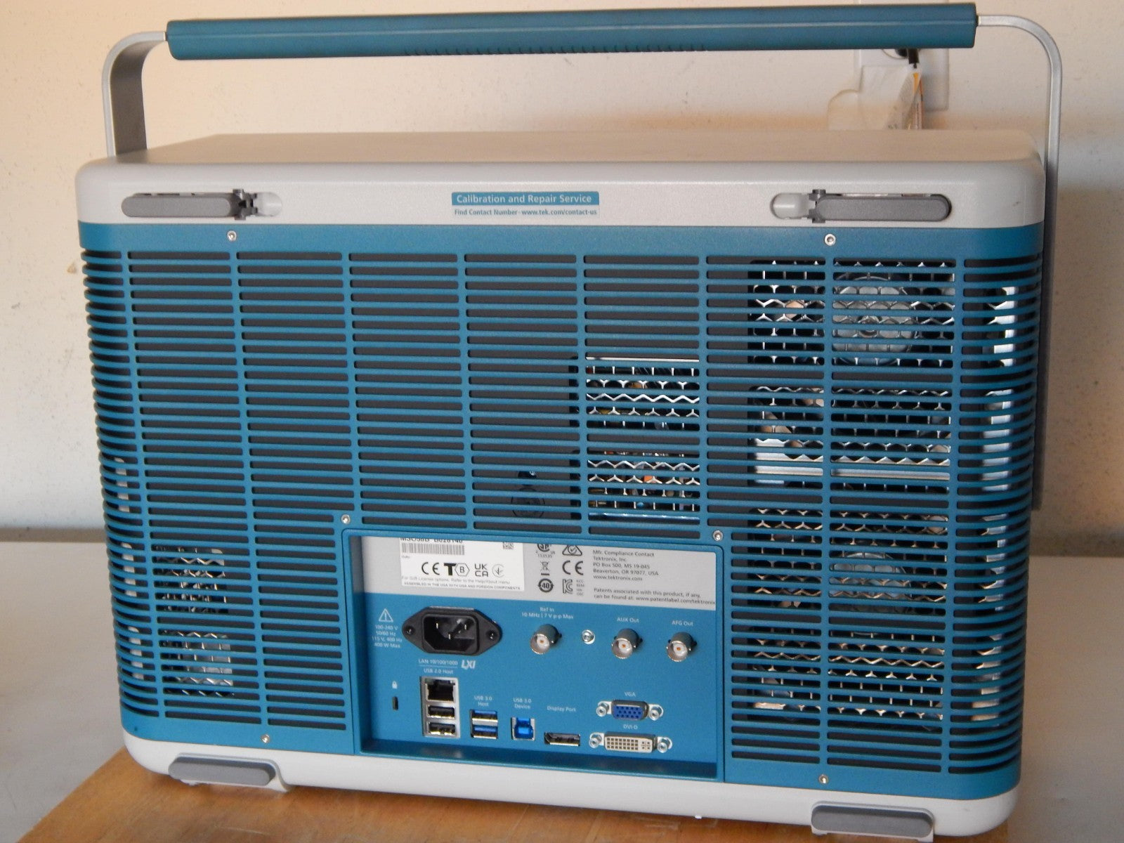 Tektronix MSO58B 5-BW-2000, 2GHz, 6.25GS/s, 8-Channel 5 Series B Oscil ...