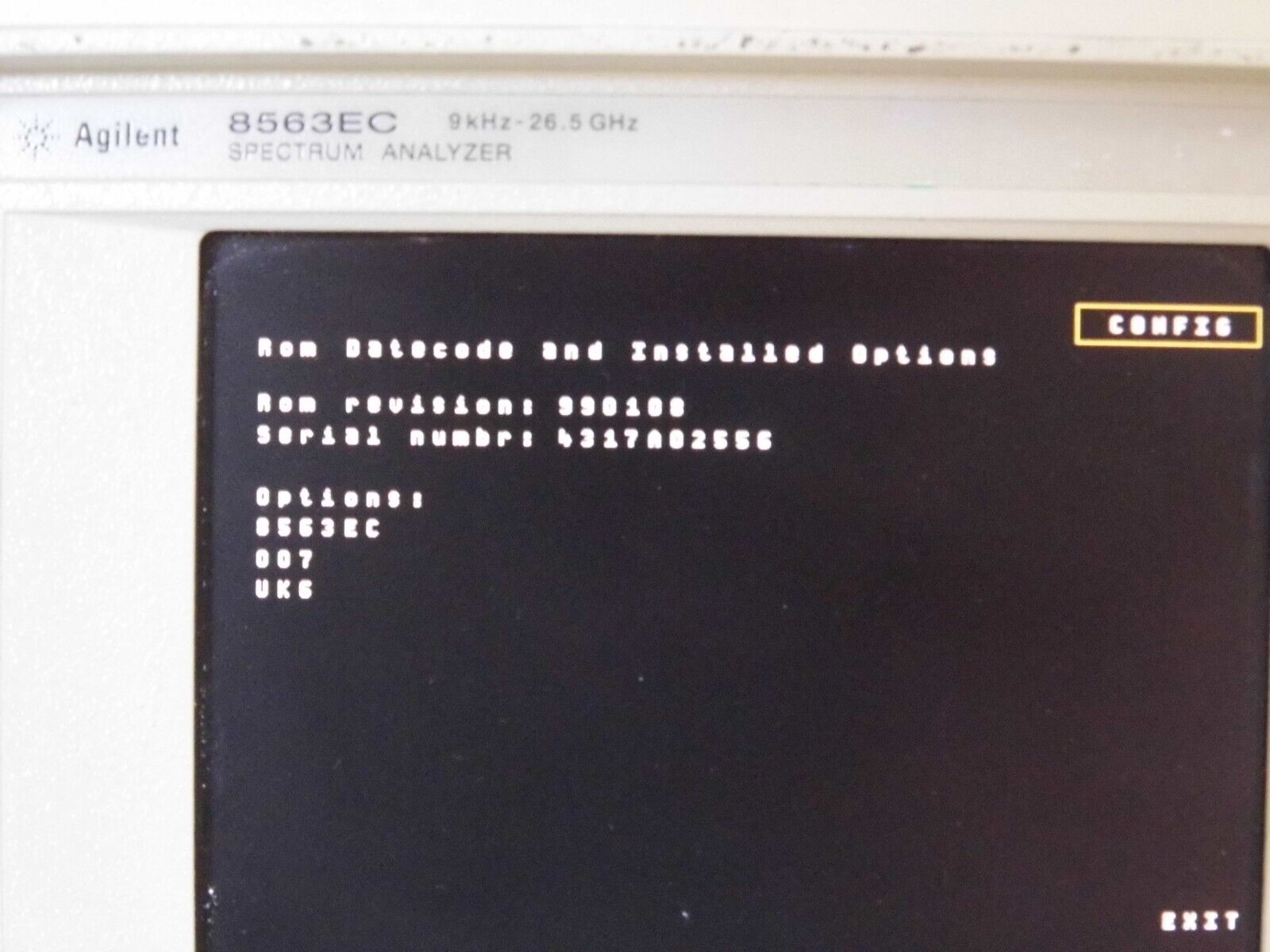 Agilent 8563EC with options 007 and UK6 rack mounted