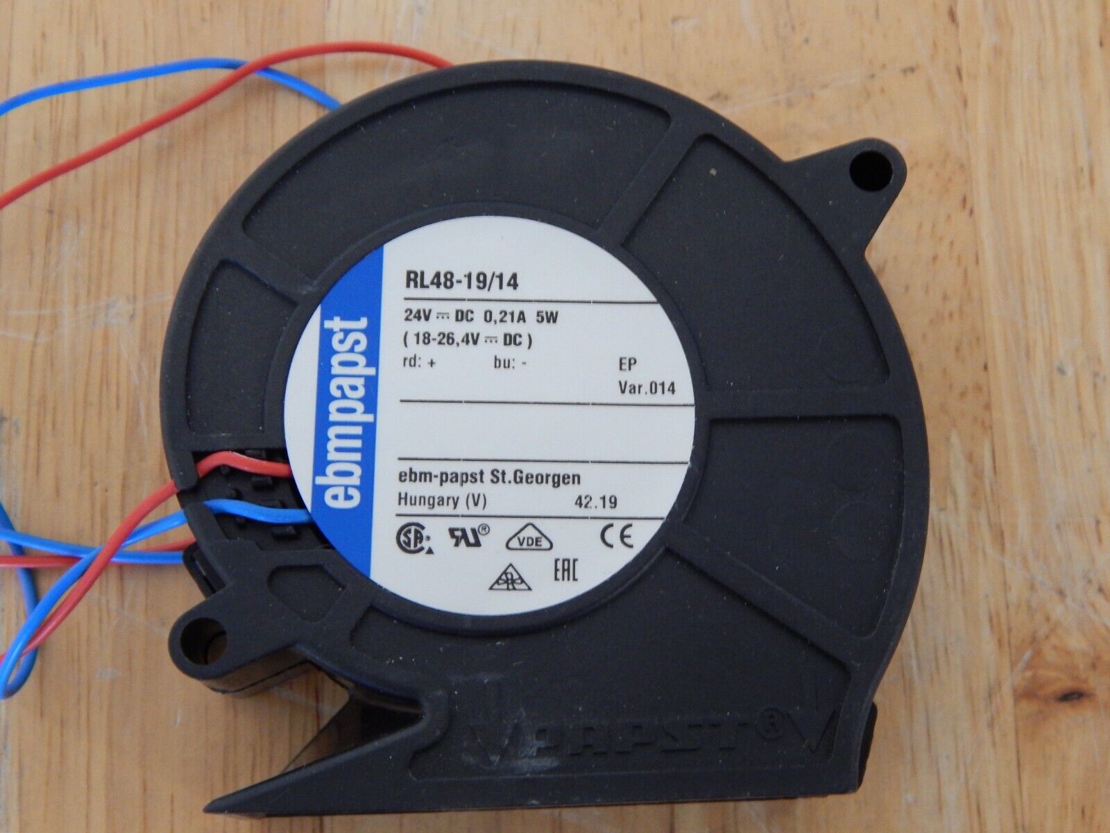 NEW Ebmpapst RL48-19/14 24VDC  0.21A 5W Cooling Fan
