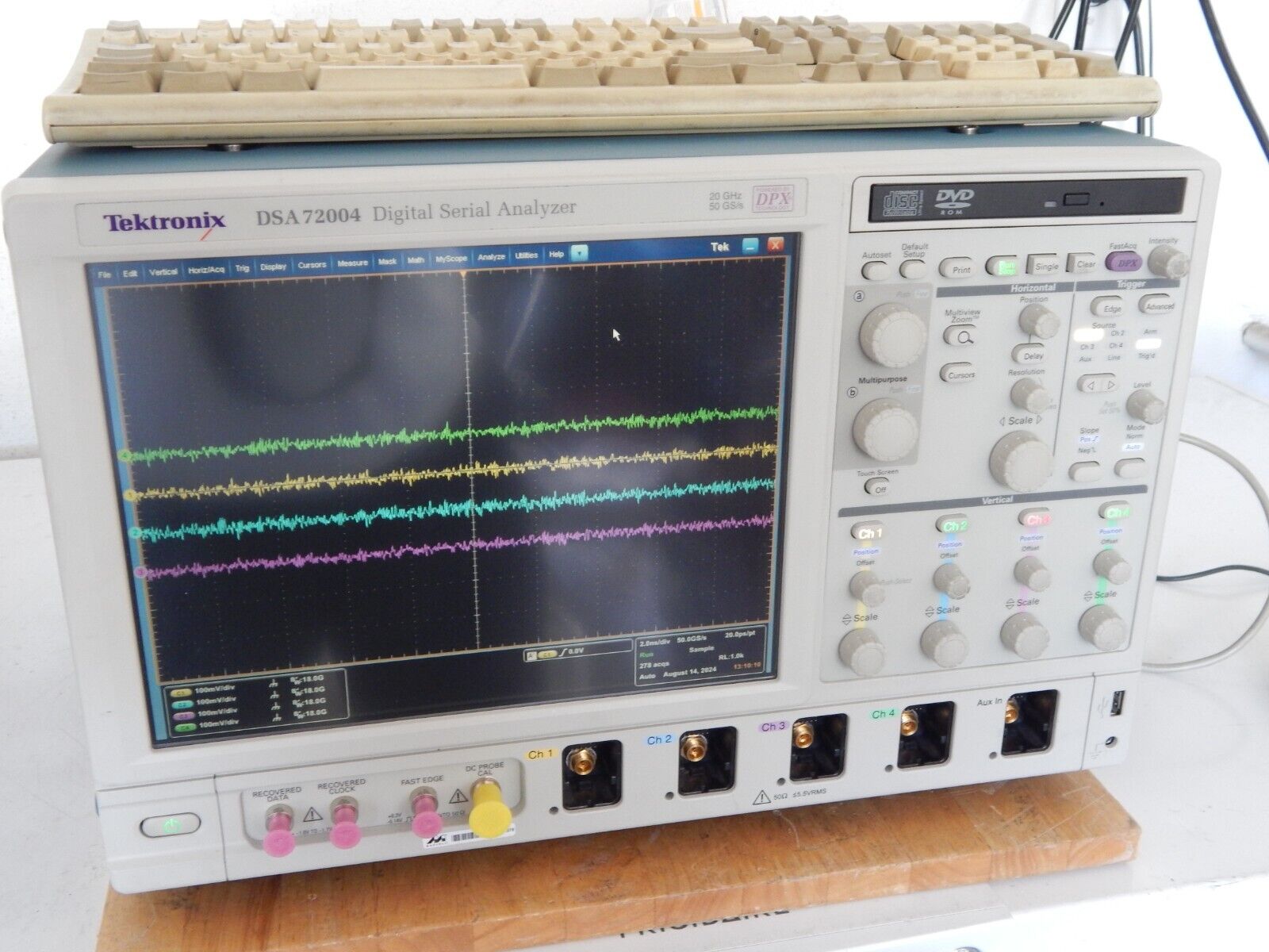 Tektronix DSA72004 Oscilloscope, option loaded & NIST cal'ed w/data
