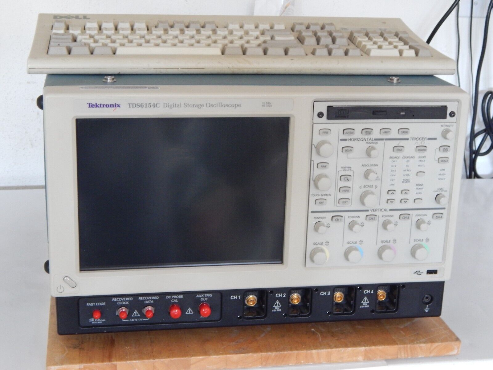 TDS6154C 15GHz 40GS/s 8 Options, NIST calibration