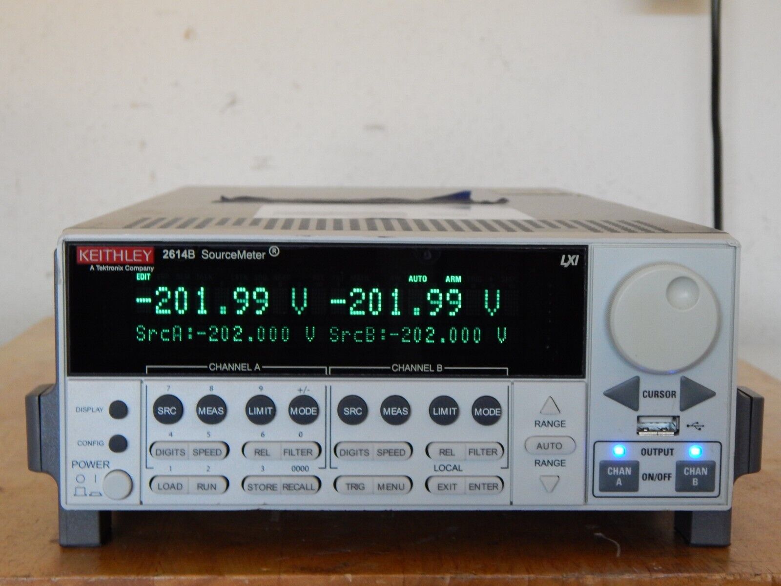 Keithley 2614B dual SourceMeter tested w/data, USA dealer, avoid 25% tariffs