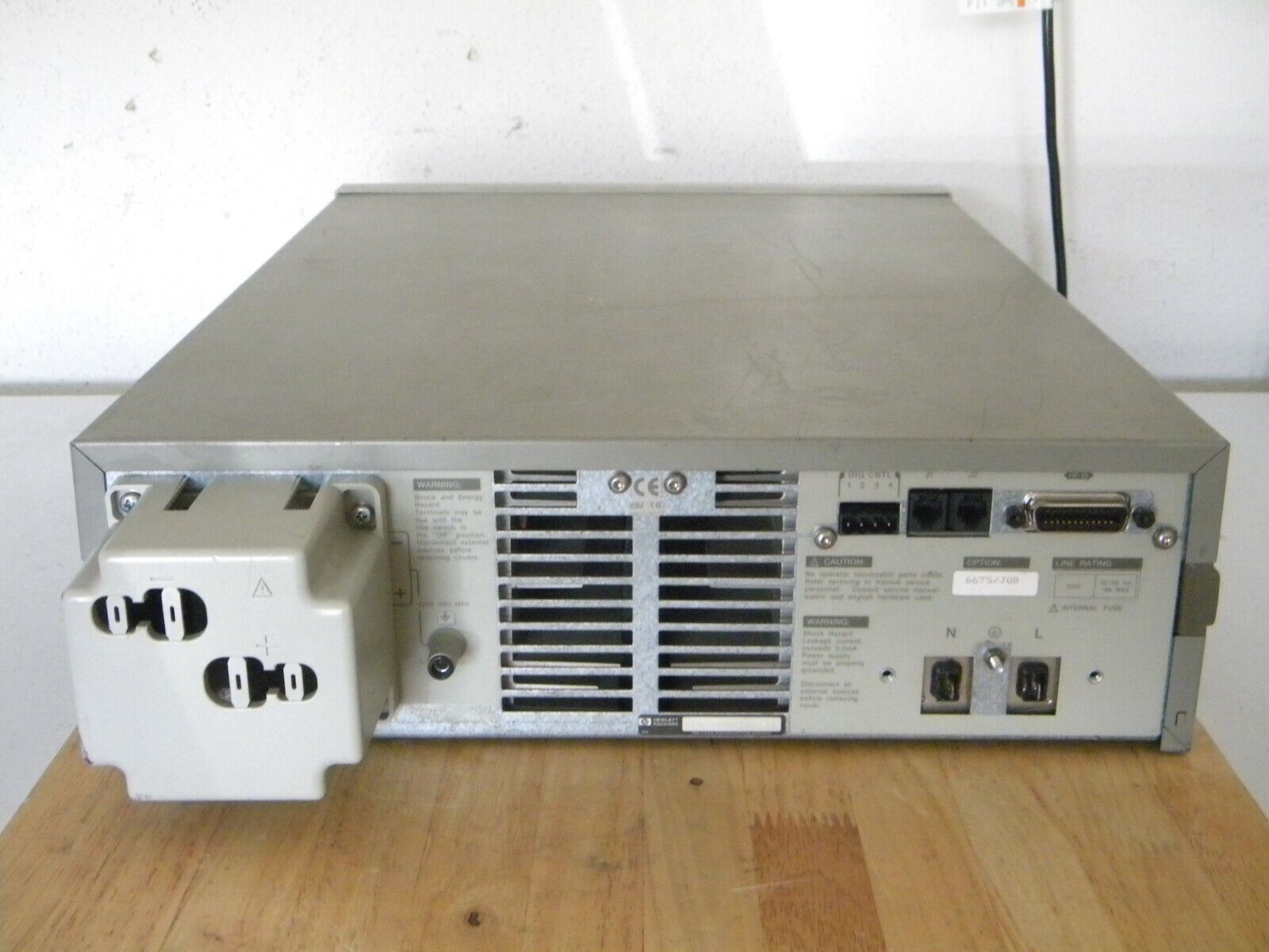 Agilent / HP 6675A Power Supply, 135V, 16A, 2160W Option J06