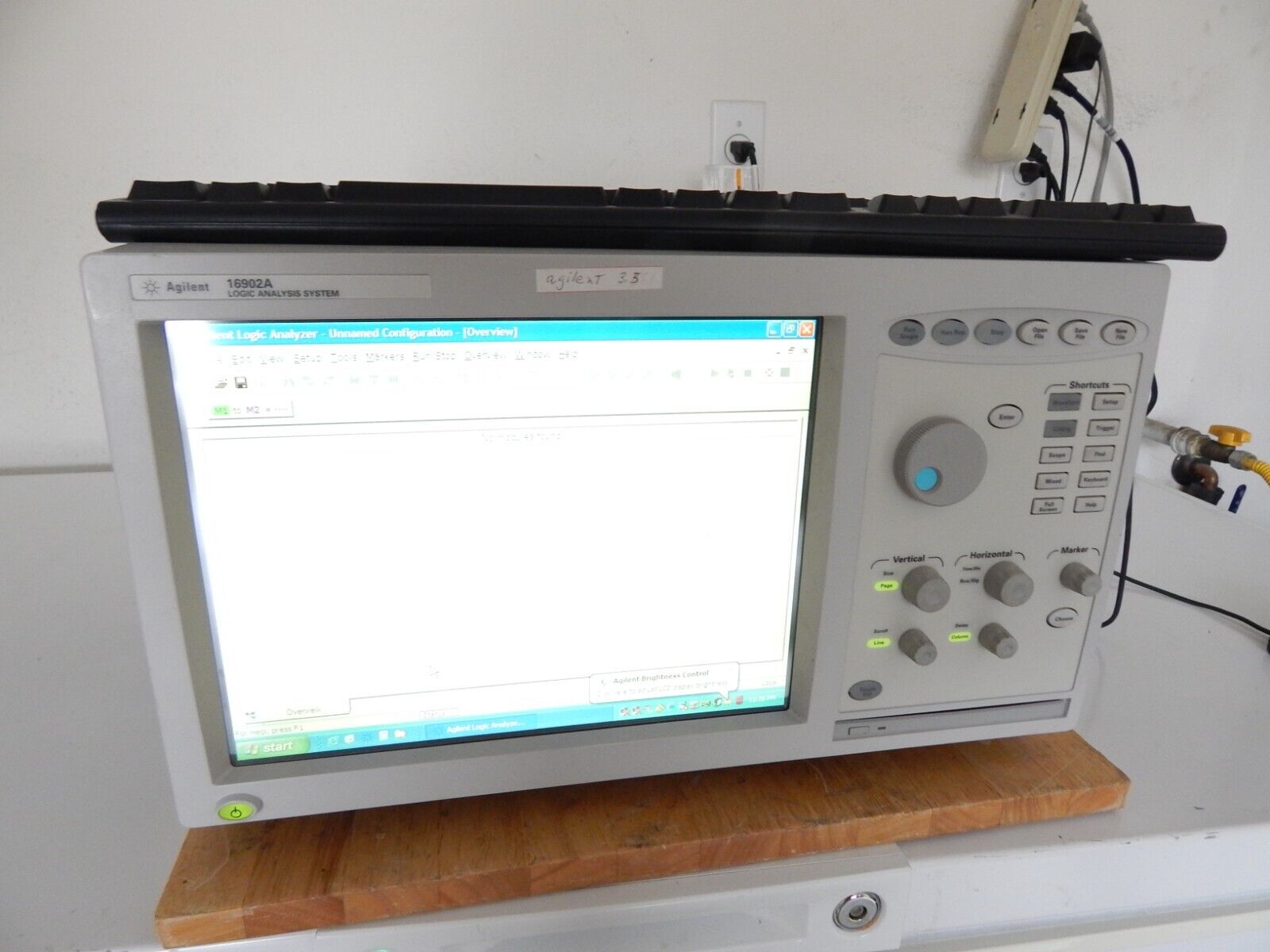 HP - Agilent - Keysight 16902A-014 Logic Analyzer Mainframe