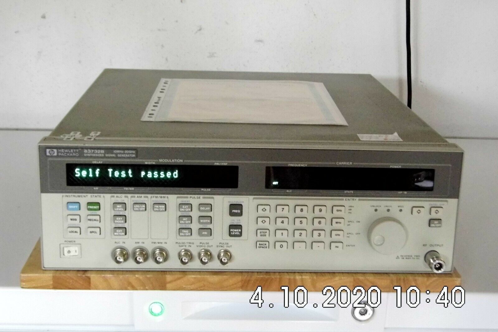 Agilent HP 83732B 1E1,1E8  20GHz Synth. CW Generator Cal w/data, 3 in stock.