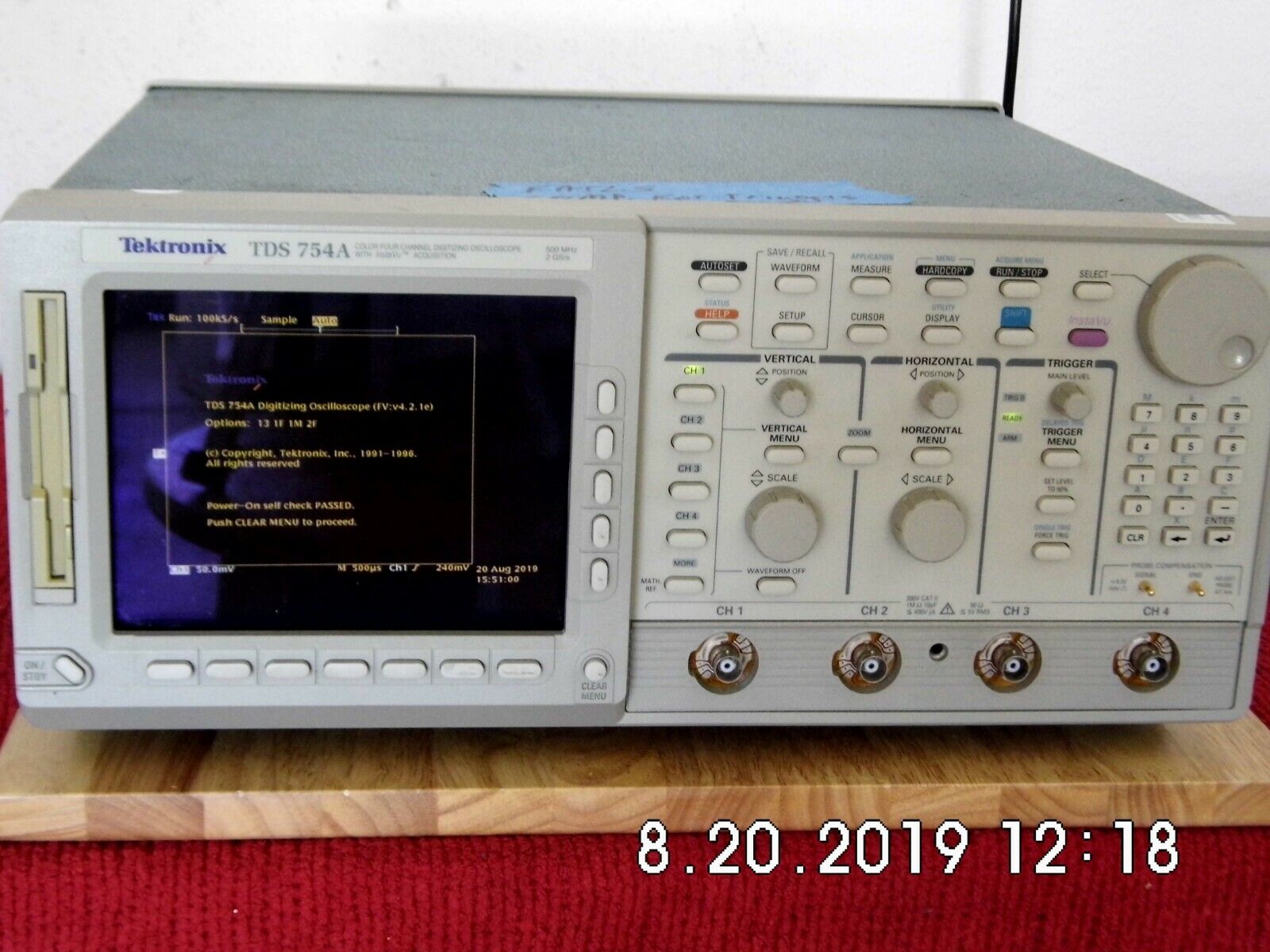 Tektronix 4 channel TDS754A 500MHz 2GSa/s oscilloscope 13 1F 1M 2F