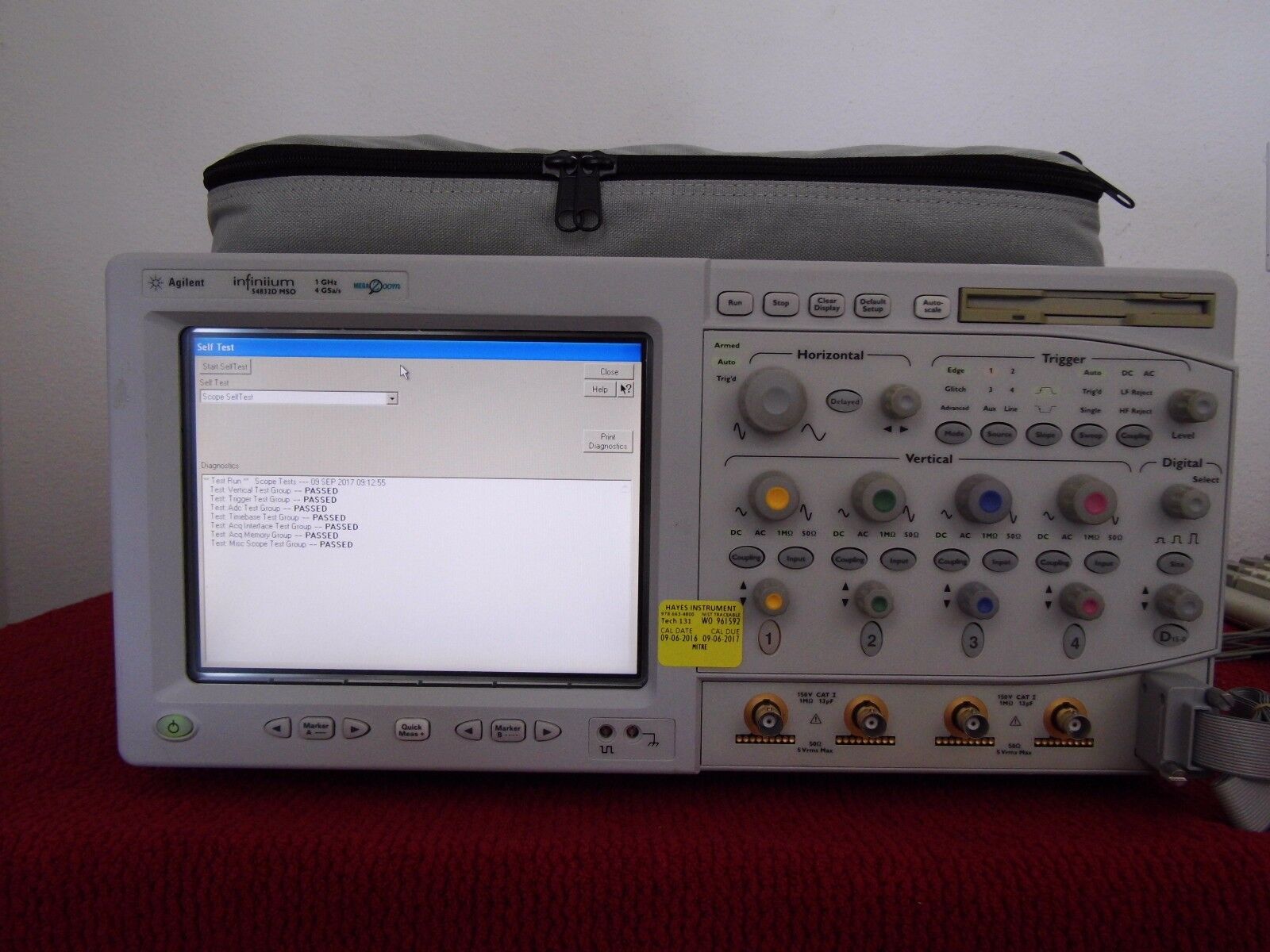 Agilent/HP54832D w/M1 Jitter & 040 1GHz,4GS/s,4CH+16CH w/Digital POD,clips,