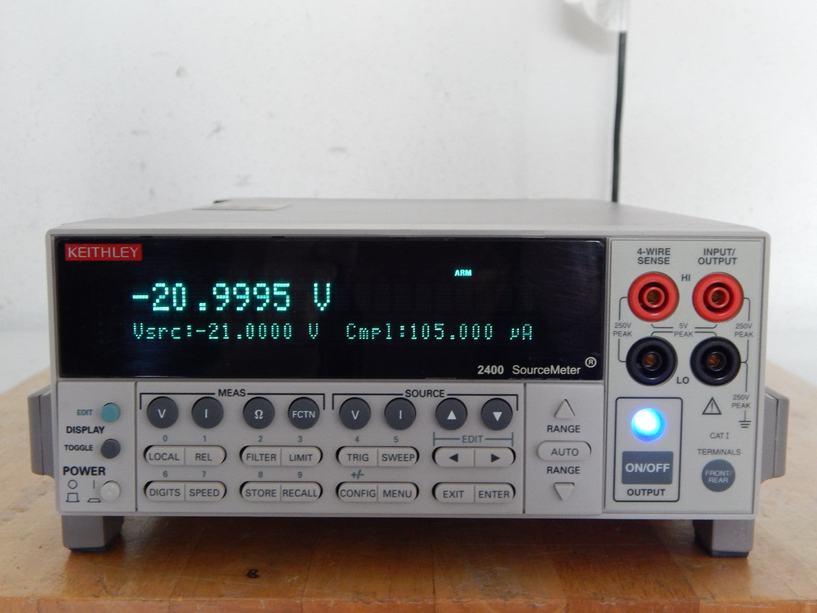 Keithley 2400 SourceMeter, 200Vdc 1A 20W , Rev C30