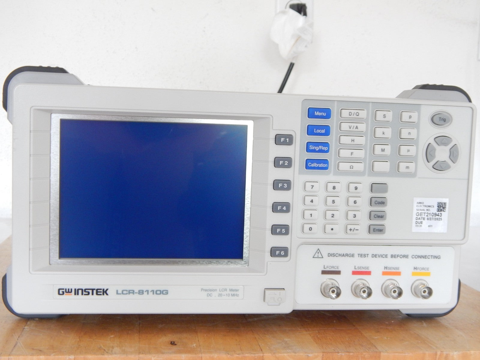 GW Instek LCR8110G 20Hz to 10MHz Precision LCR Meter w/ NIST calibration *mint*