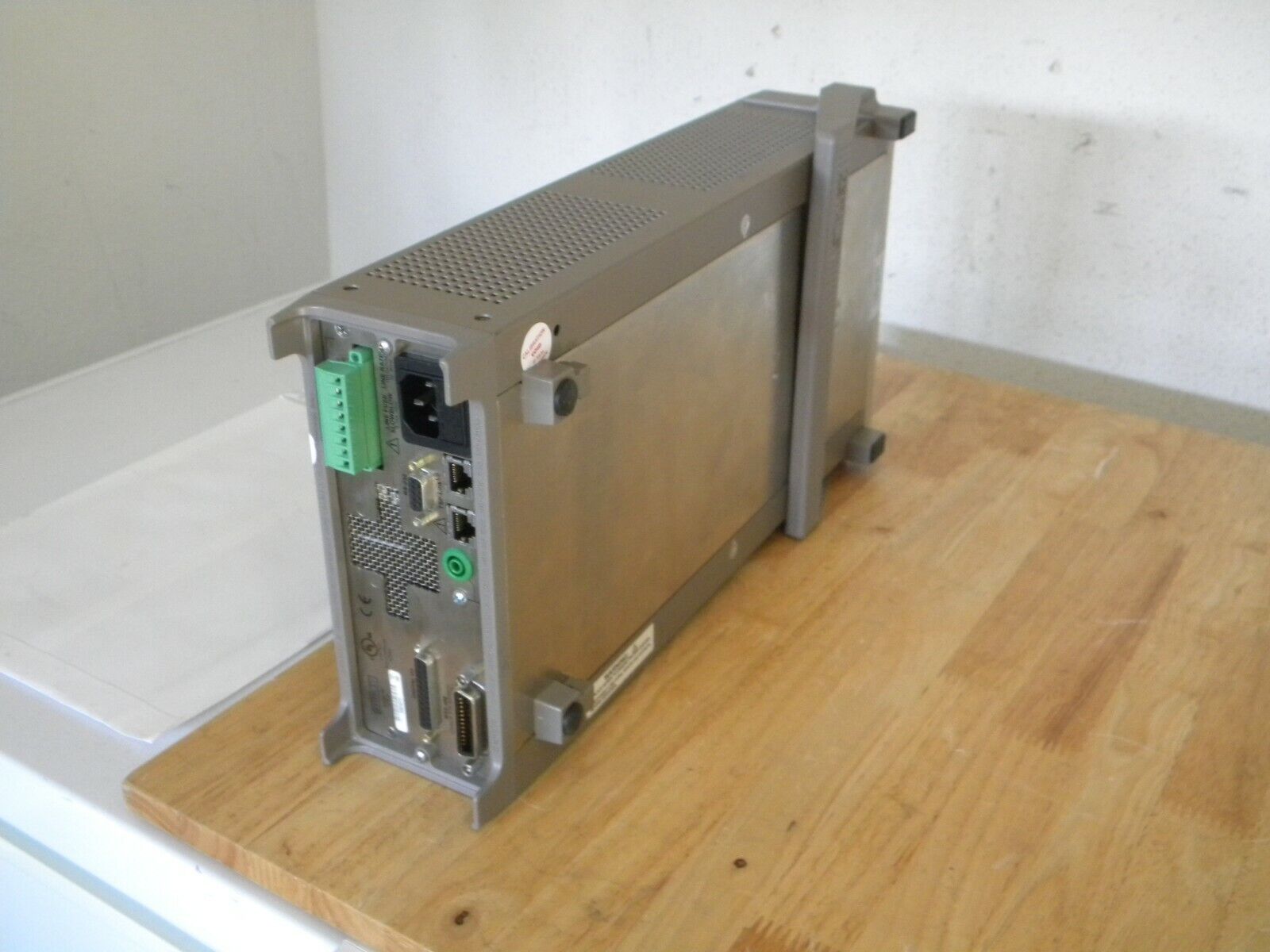 Keithley 2601 Single Channel System SourceMeter (3A DC, 10A Pulse)  ISO17025