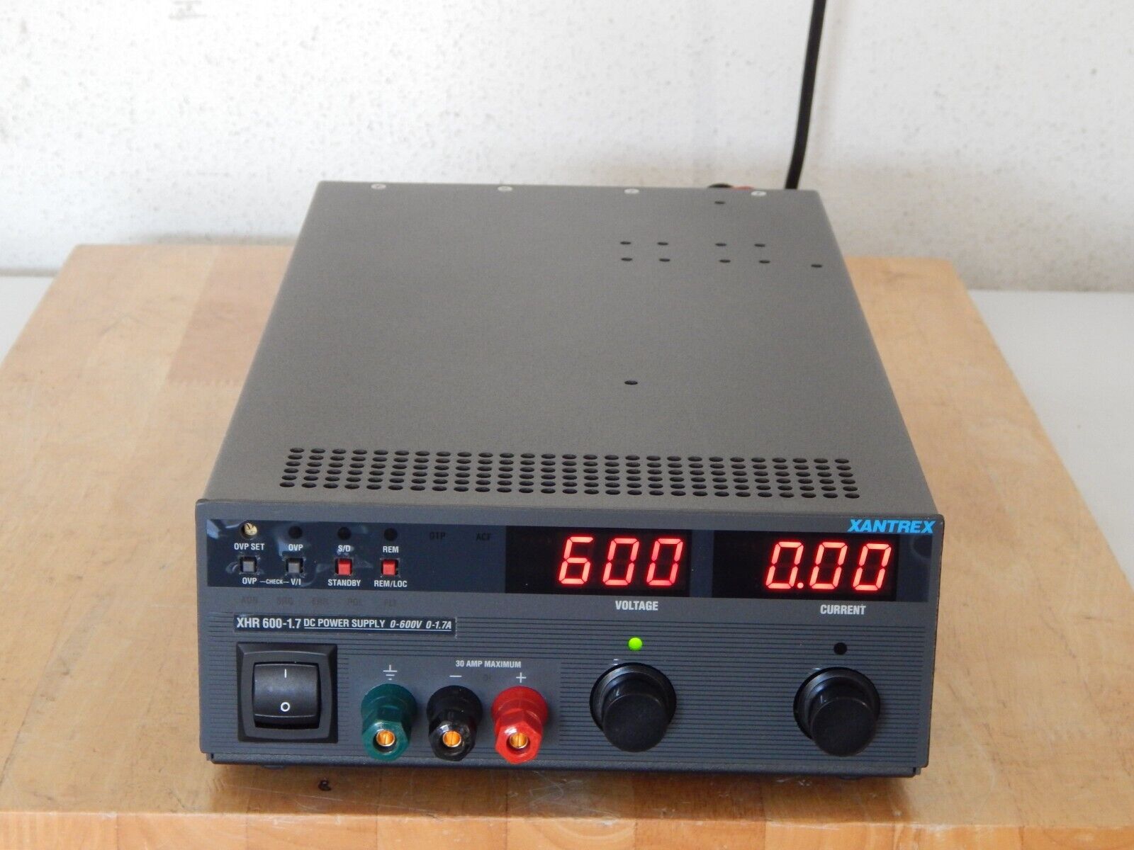 XHR600-1.7 DC Power Supply 0-600V 0-1.7A 1000W M9B (GPIB)