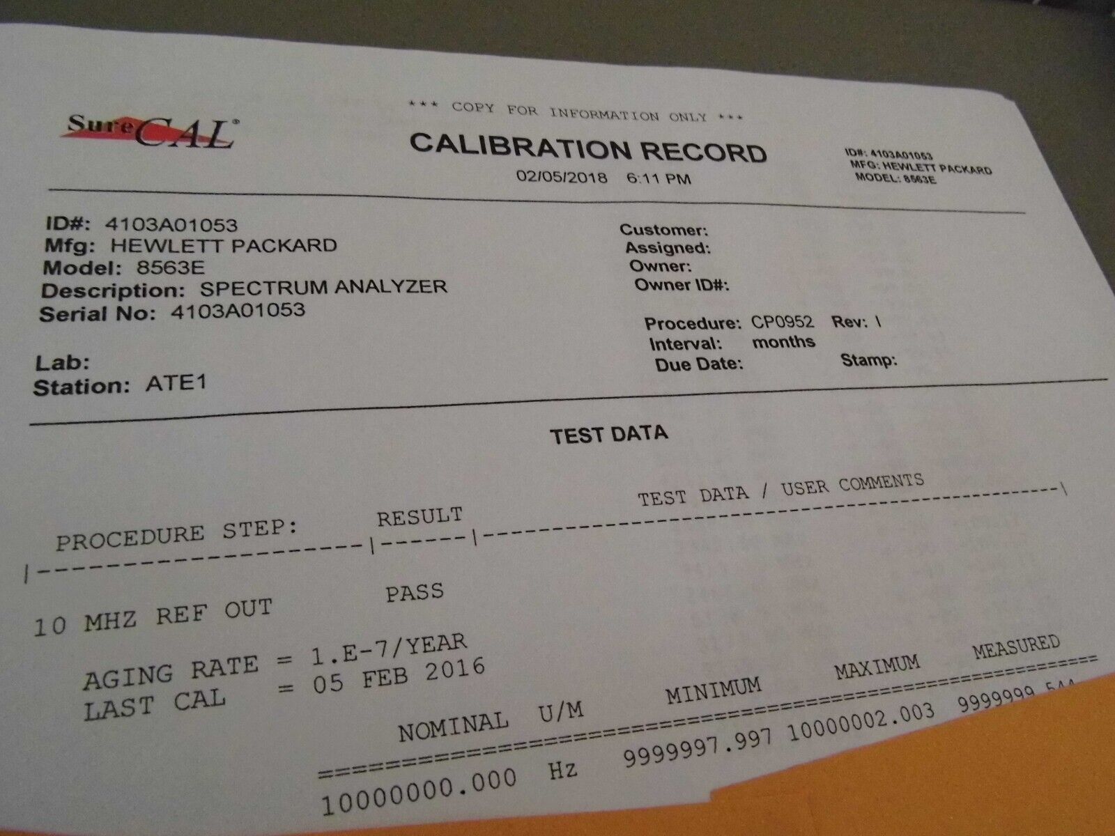 Agilent 8563EC with options 001 and 007 rack mounted