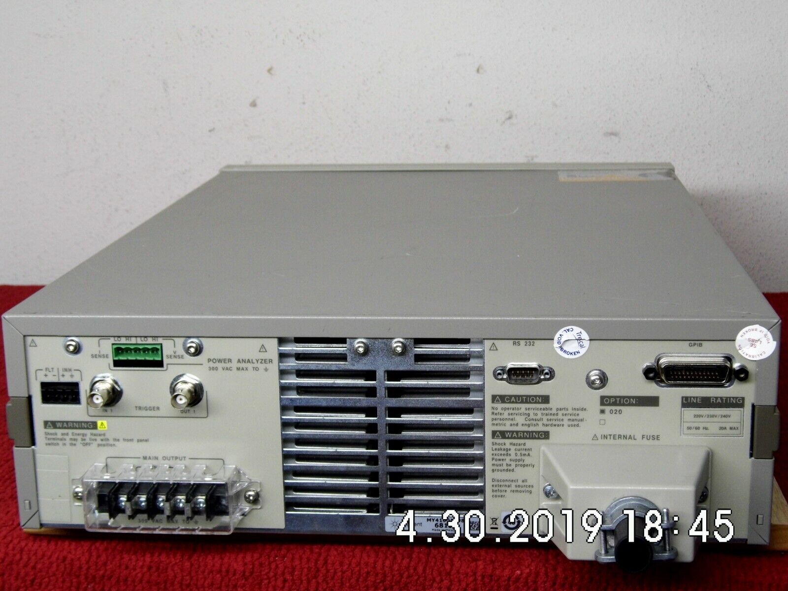 Agilent  HP 6813B opt. 020  AC Power Source/Analyzer,1750VA,300V,13A