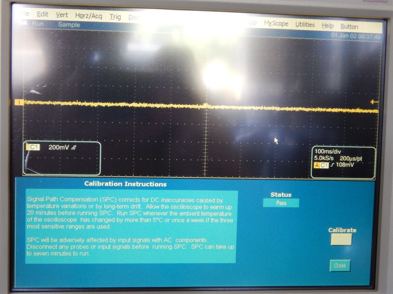 TEKTRONIX CSA7404B Communications Signal Analyzer, 4 GHz, 4 Ch., 20 GS/s