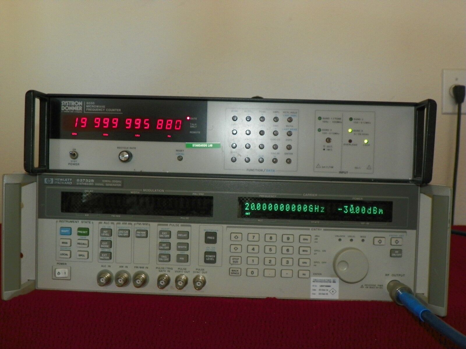 Systron Donner 6030 microwave frequency counter 10hz-26.5Ghz w/opt 02,04,& 06 