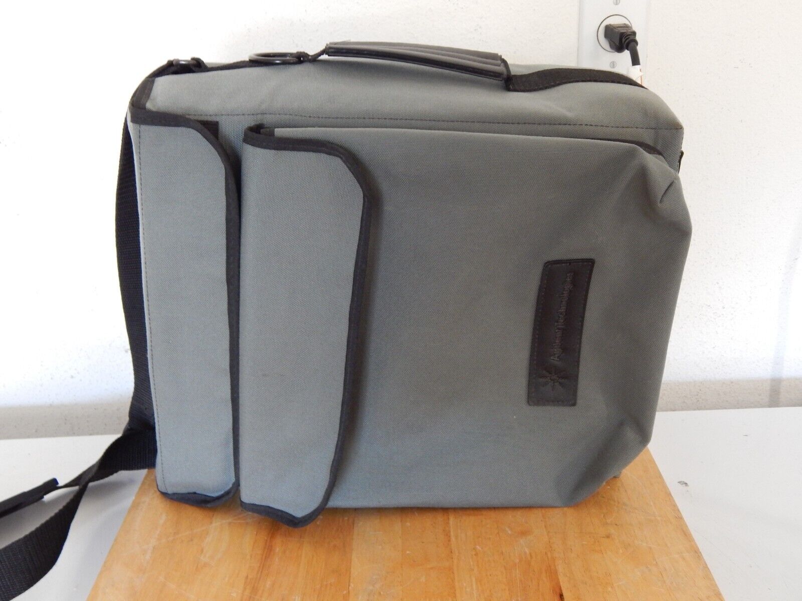 Agilent 53147A Counter/Power Meter/DVM, 20GHz, Opt 001, w/case 123hrs of use