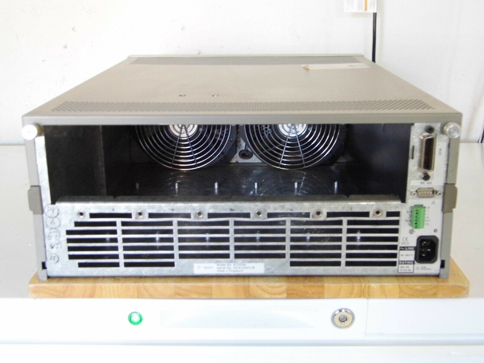 Agilent N3300A DC Electronic Load Mainframe