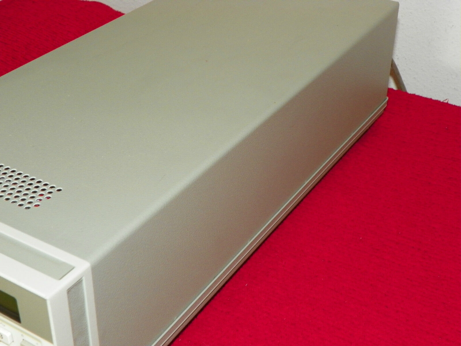  Agilent HP 8904A Sythesized Function Generator opt 002 & 004 