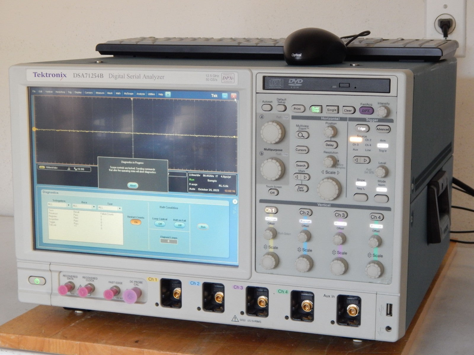 Tektronix DSA71254B 12.5Ghz 50Gs/s 4CH Digital Serial Analyzer