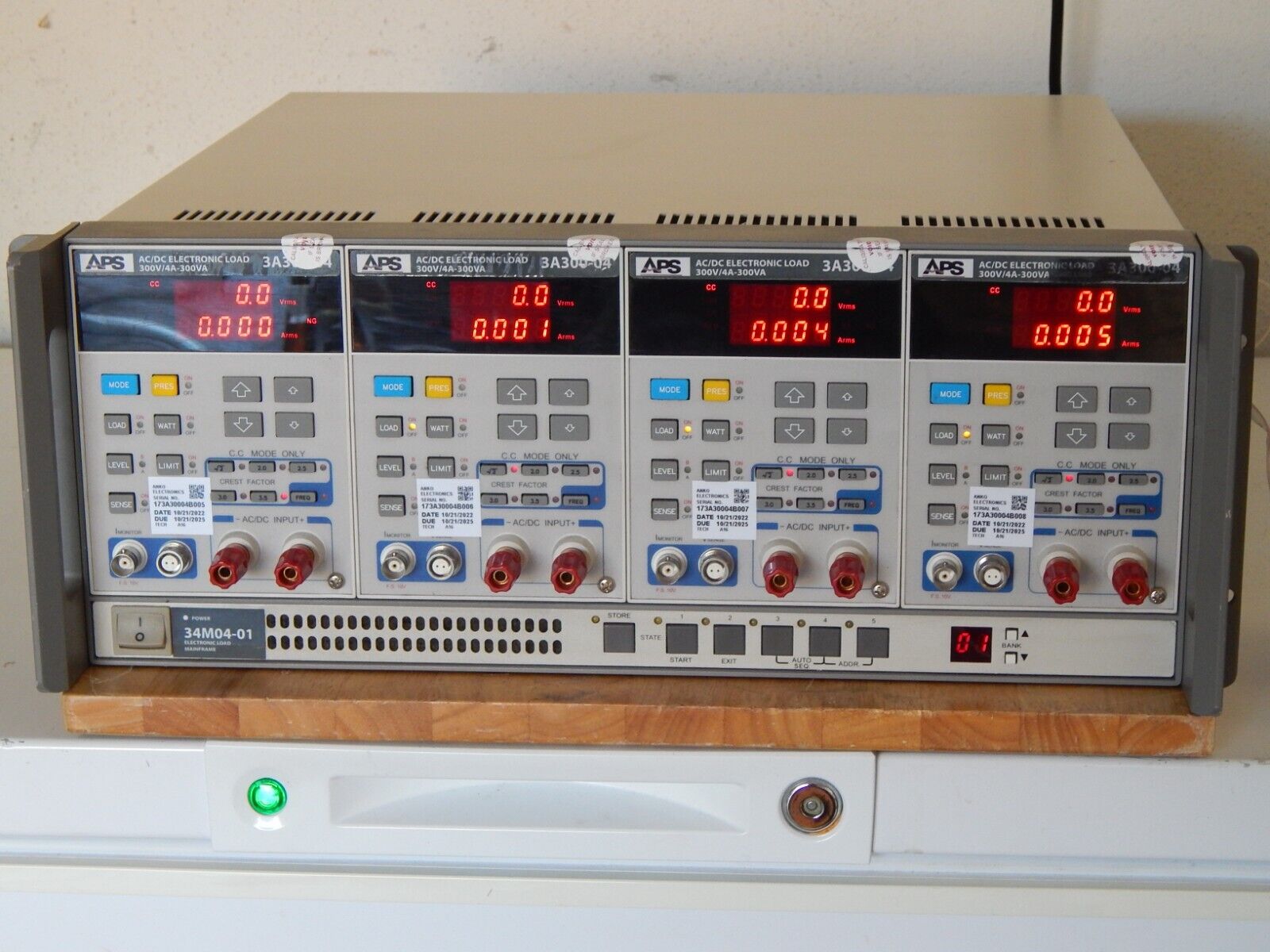 APS AC/DC Load 300V/4A-300VA 4 modules GPIB 34M04-01 Mainframe, NIST Cal'd