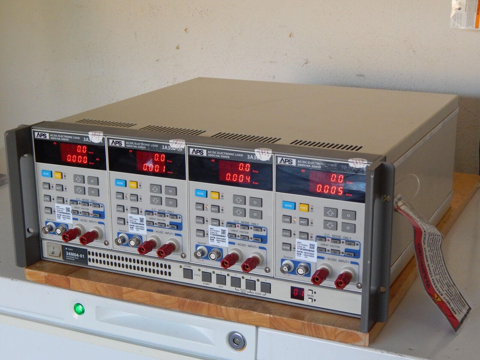 APS AC/DC Load 300V/4A-300VA 4 modules GPIB 34M04-01 Mainframe, NIST Cal'd