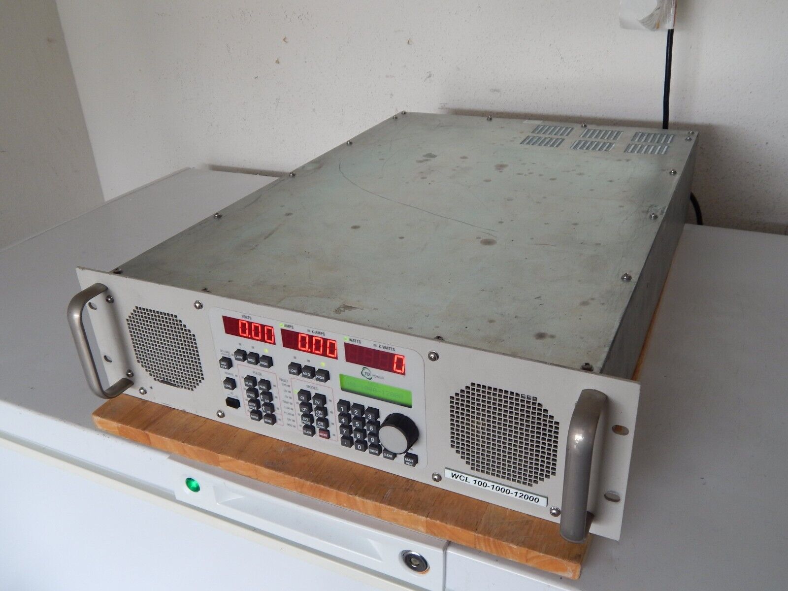 TDI WCL488 100-1000-12000 DC Electronic Load 100V 1000A 12 KW Water Cooled