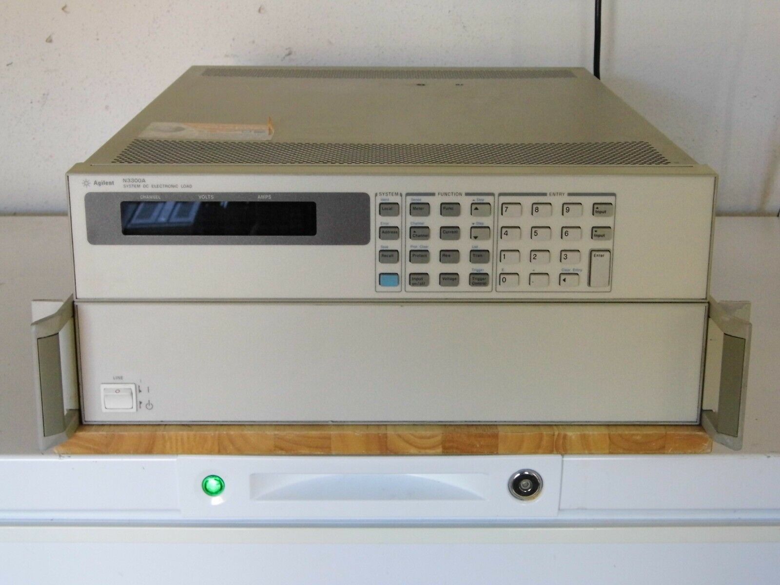Agilent N3300A DC Electronic Load Mainframe