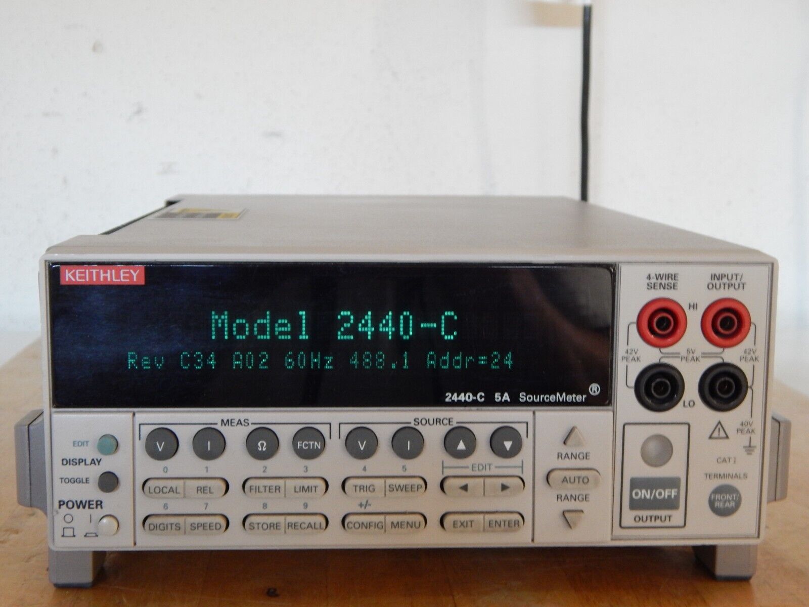 KEITHLEY 2440-C Source/meter, 40V, 5A, 50w w/NIST cal