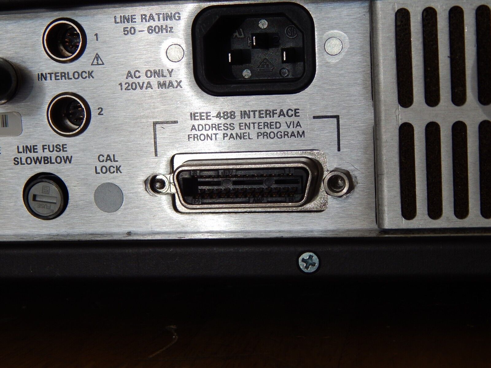 Keithley 238 High Current Source Meter, (bad GPIB holding lug)