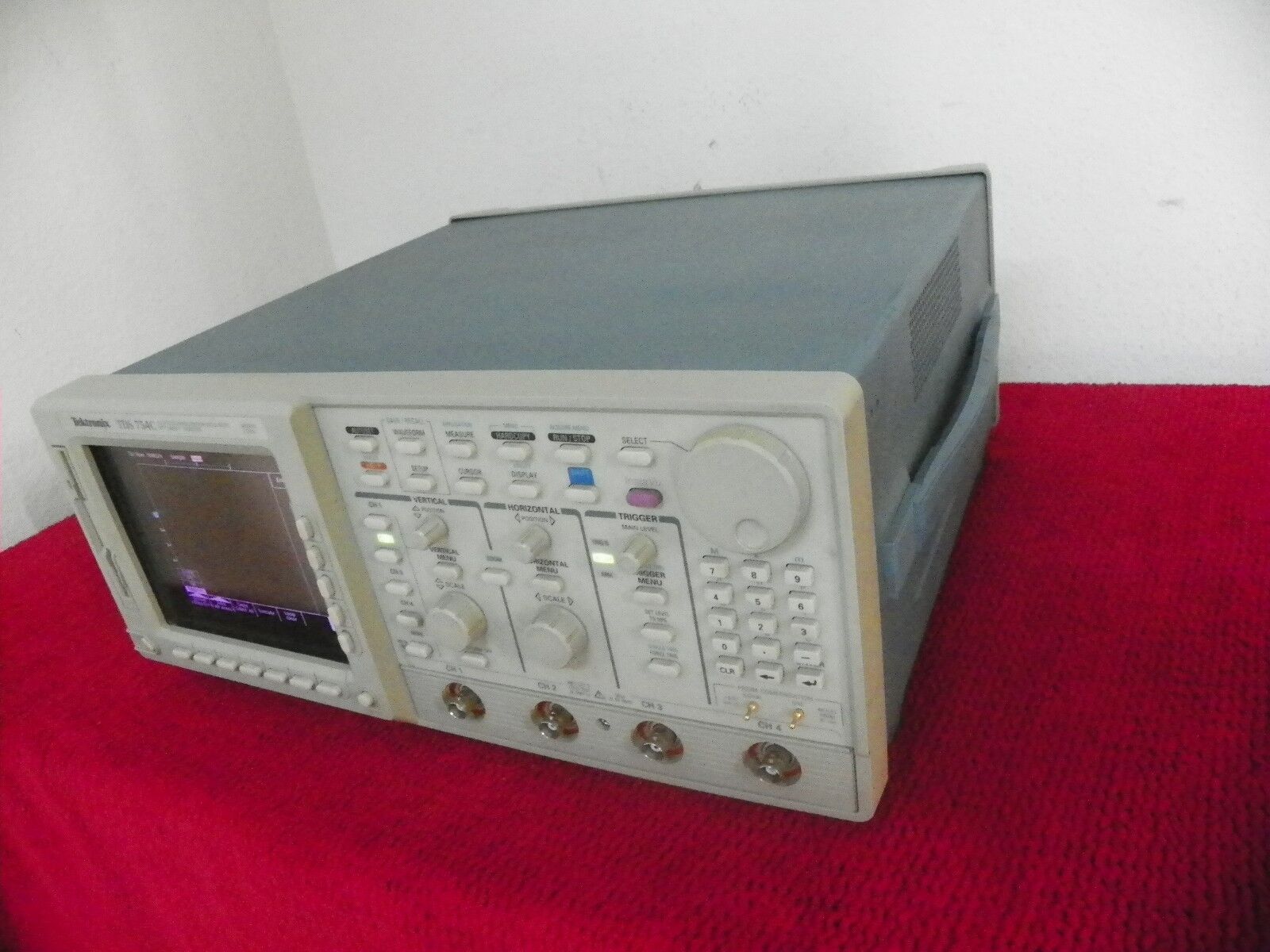 Tektronix TDS754C 500MHz 4 Channel Oscilloscope Options 13/1F/2F