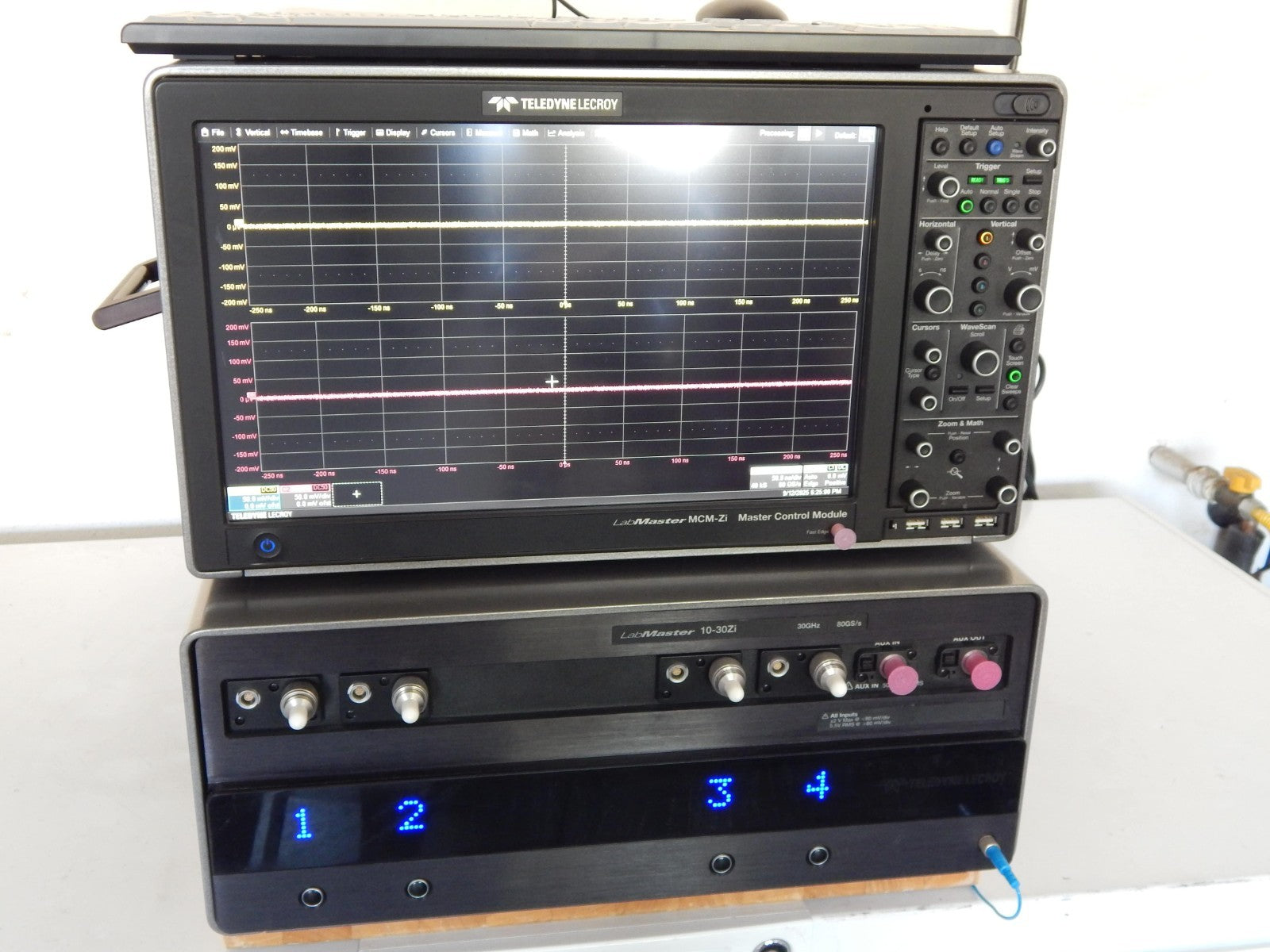 LabMaster 10-30Zi & MCM-Zi, 30GHz 80GS/s oscilloscope w/OEM cal, data, W10