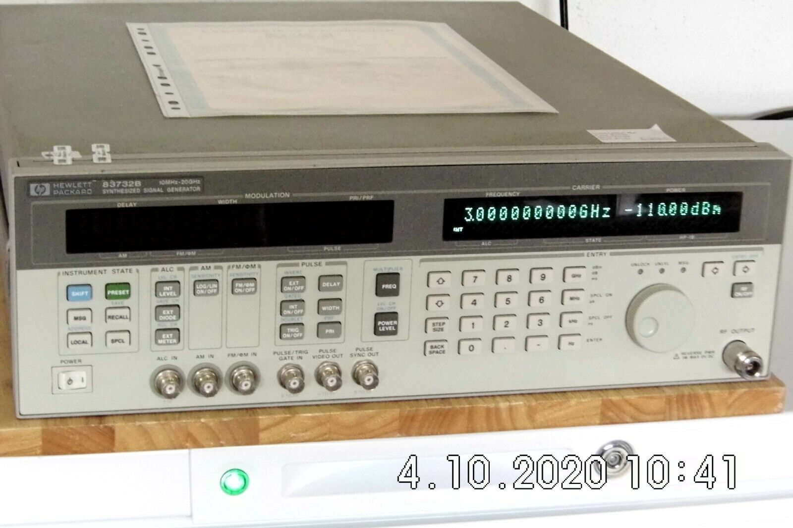 Agilent HP 83732B 1E1,1E8  20GHz Synth. CW Generator Cal w/data, 3 in stock.