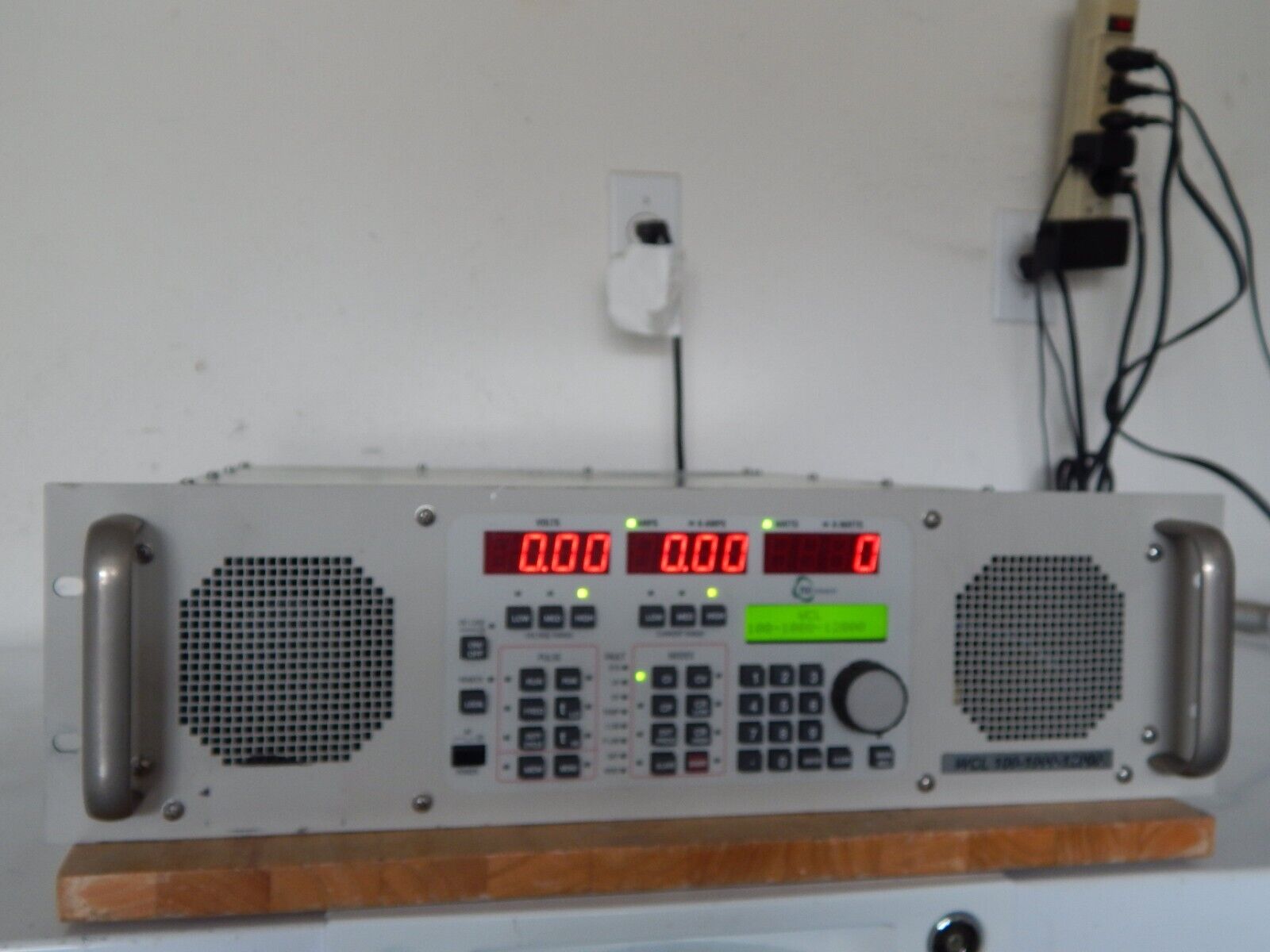 TDI WCL488 100-1000-12000 DC Electronic Load 100V 1000A 12 KW Water Cooled