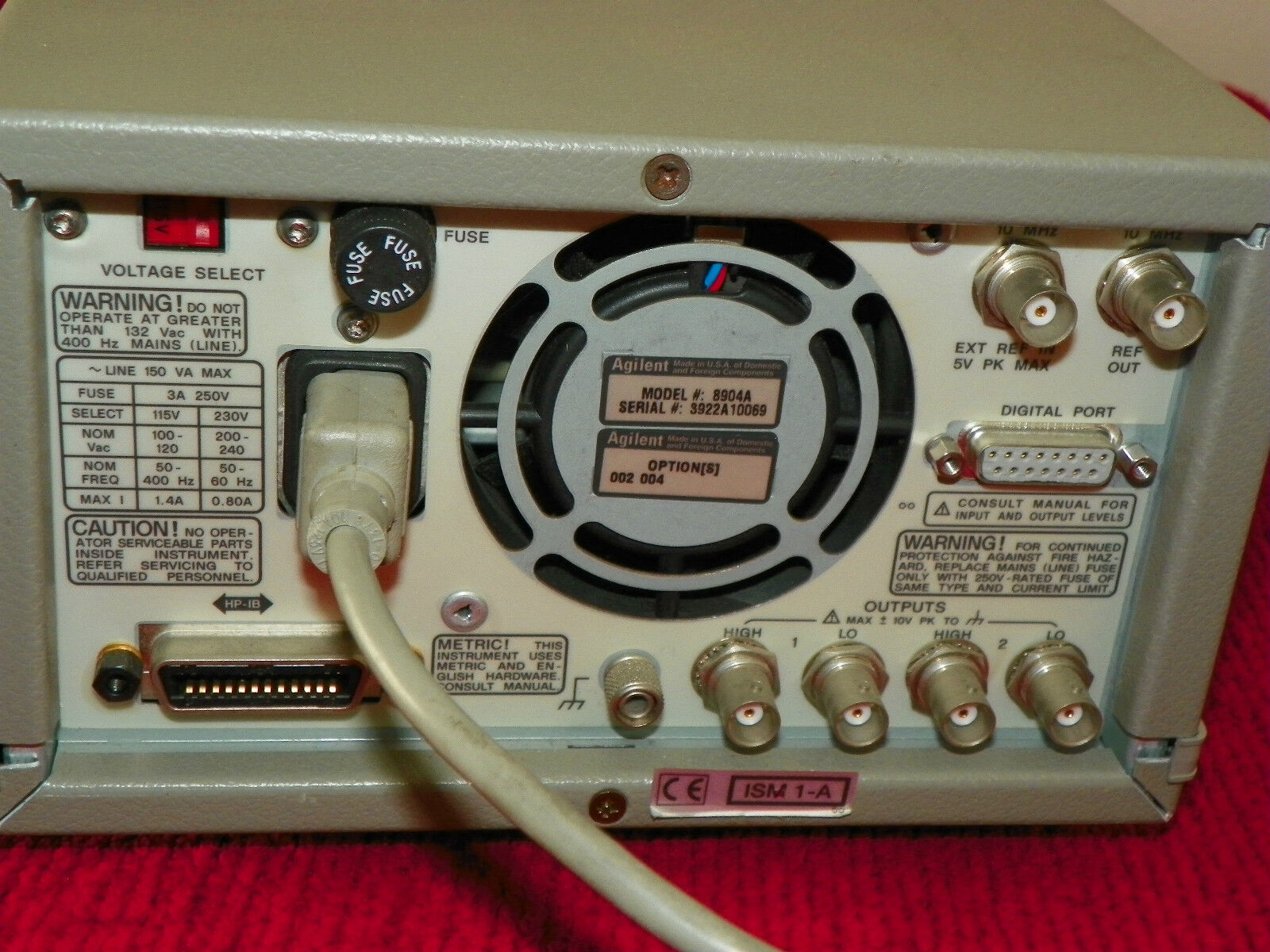  Agilent HP 8904A Sythesized Function Generator opt 002 & 004 