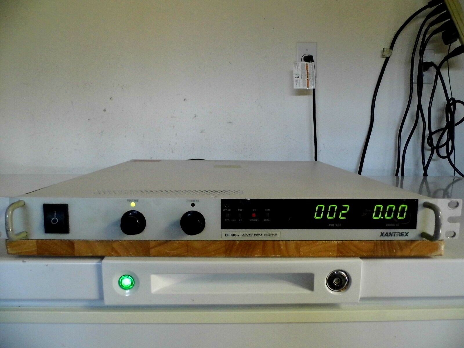 Xantrex XFR600-2 w/GPIB  DC programmable power supply