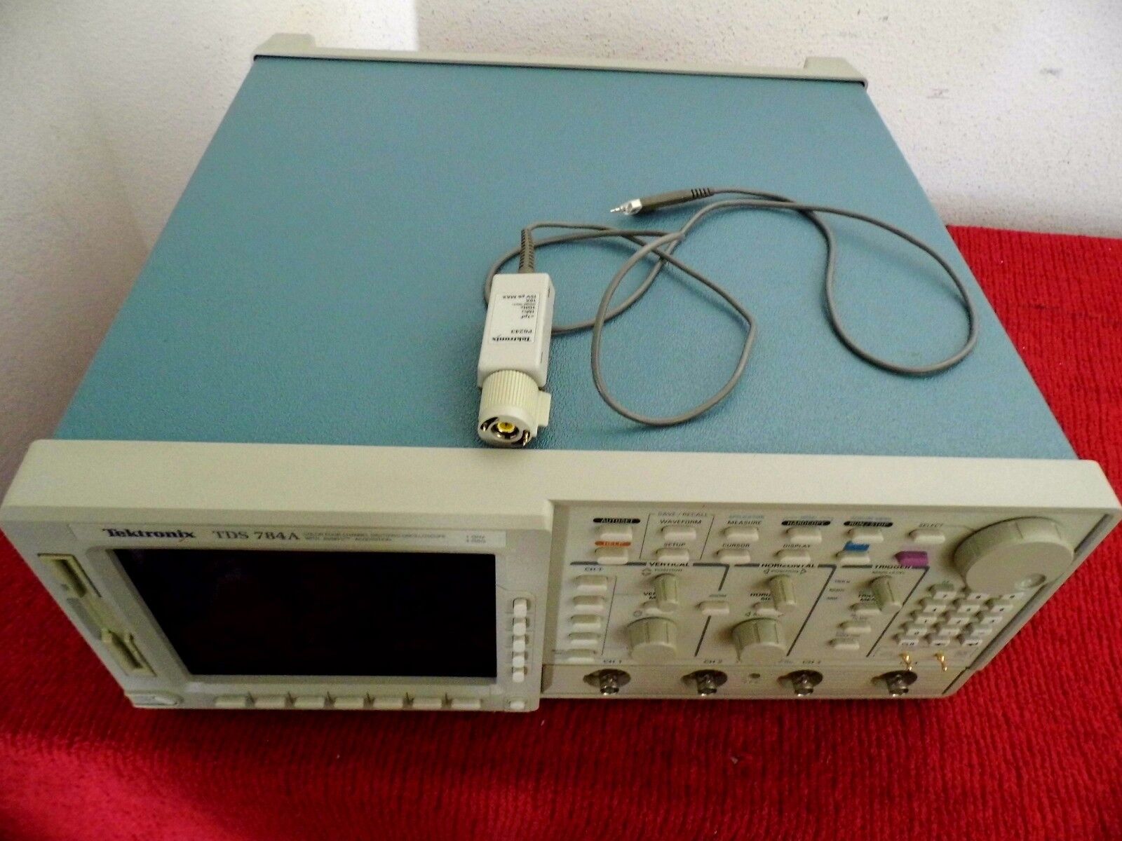 Tektronix TDS784A  DPO Oscilloscope 1GHz, 4GS/s