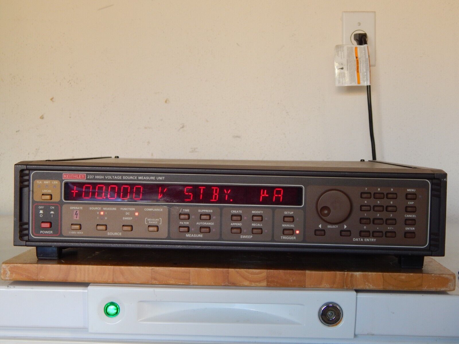 Keithley 237 High Voltage source measure unit, GPIB, Tested, 8 In Stock