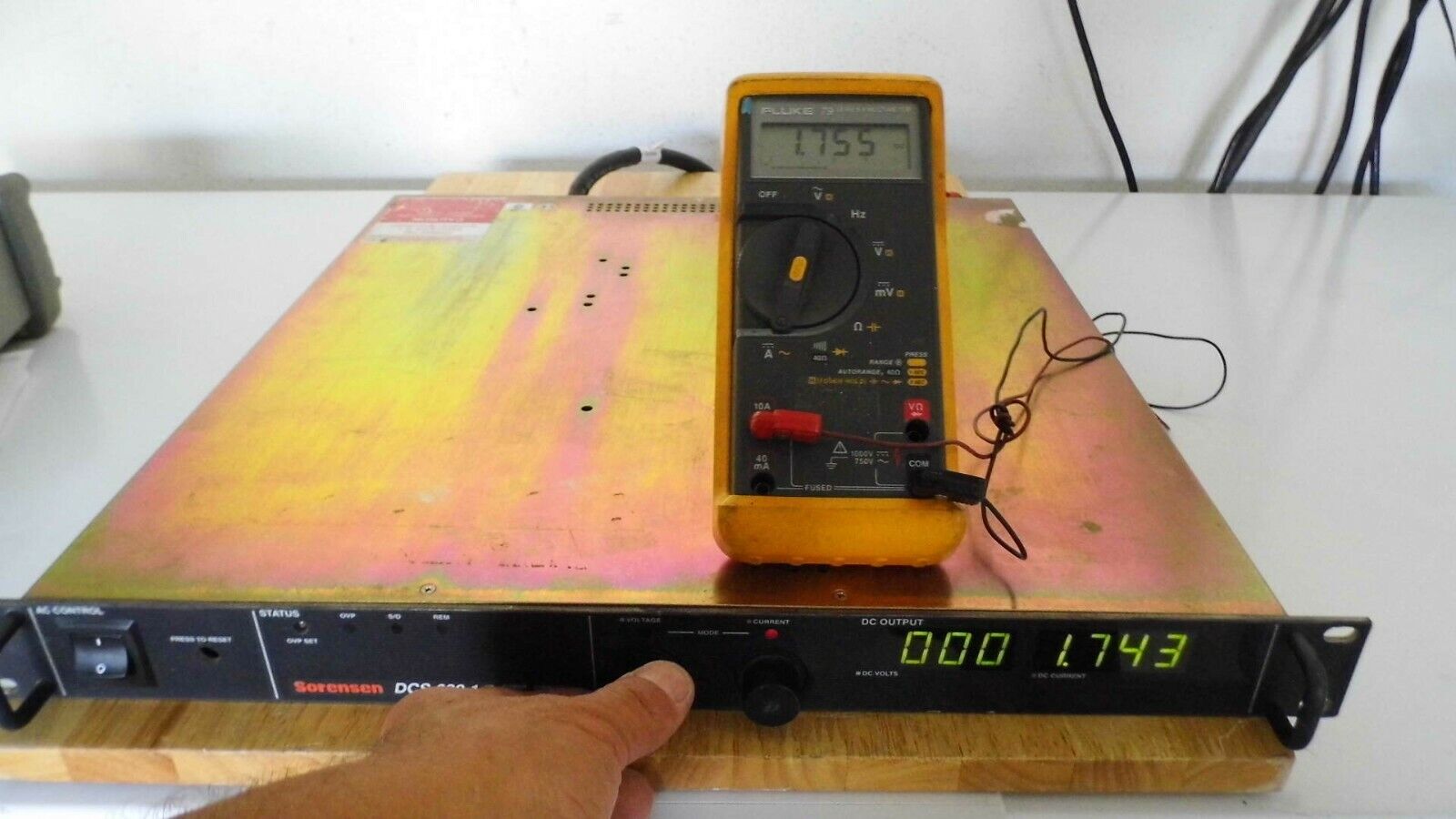 Sorensen DCS600-1.7 DC Power Supply 0-600V, 1.7A M9A (GPIB)