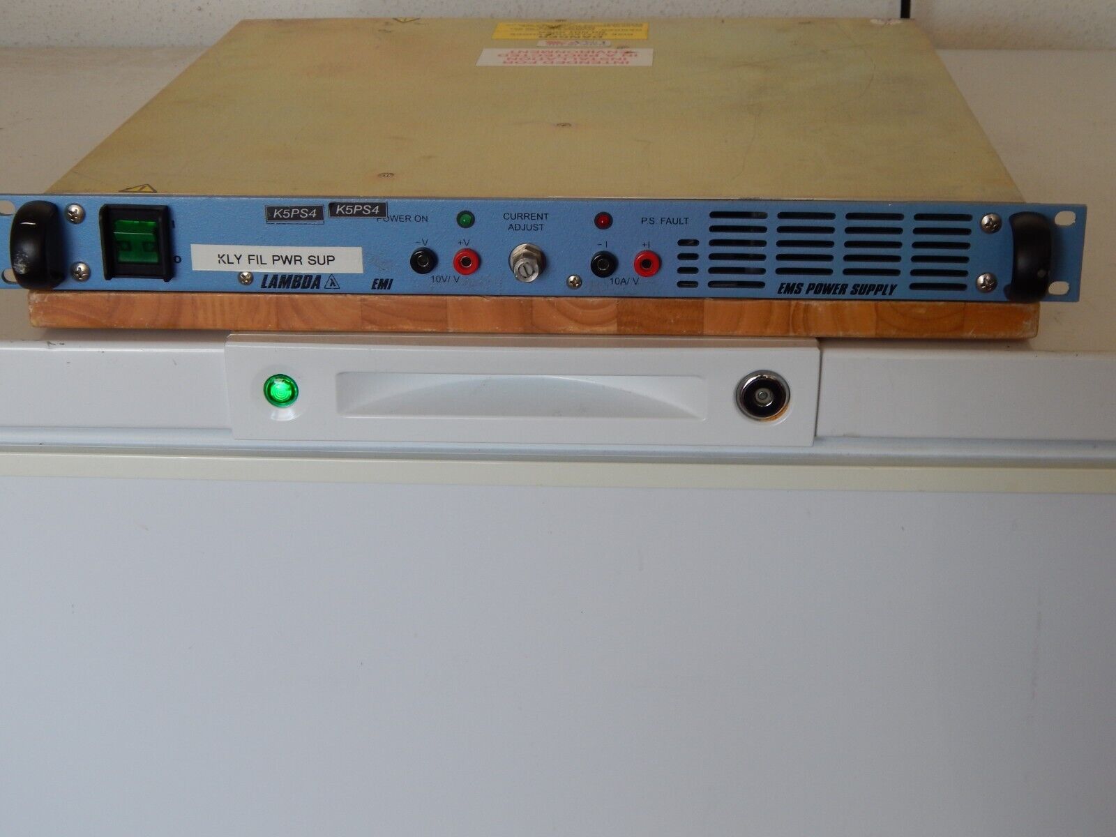 Lambda  EMI EMS 33-33-3-TP-LB-CE-1567 Power Supply (2 in stock)